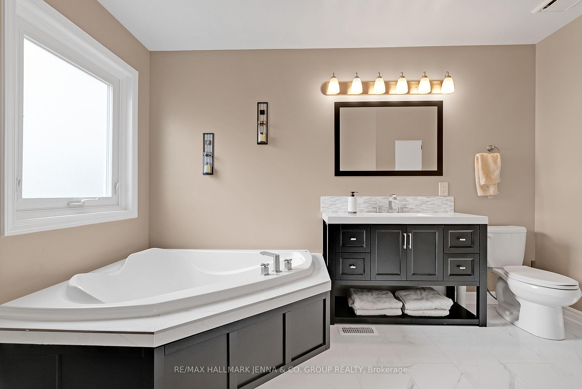 Photo 31 of 1 Hennepin Street, Ottawa, Barrhaven - Cedargrove/Fraserdale — HOMEH