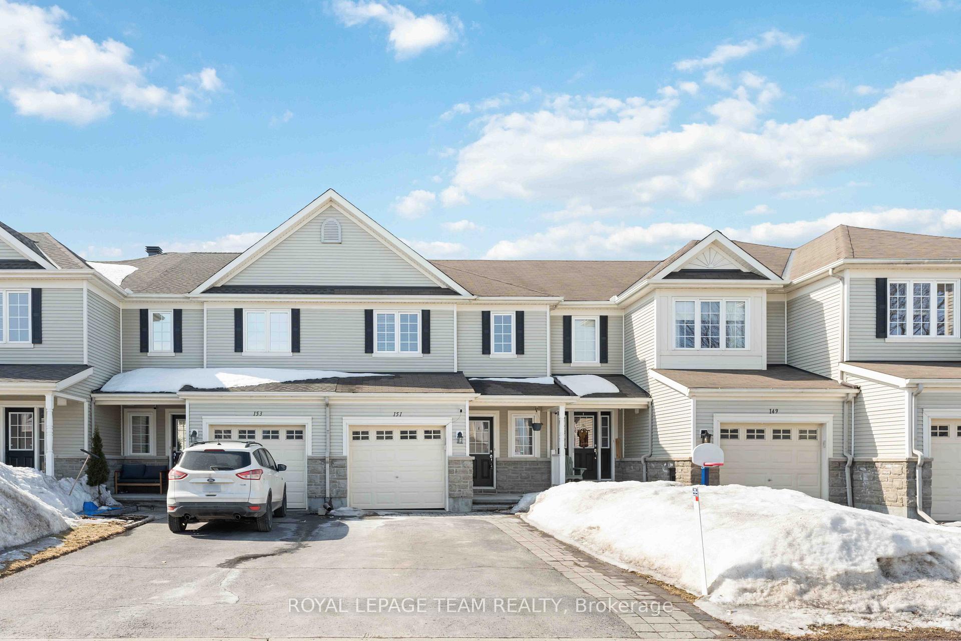 Front of 151 Cedardown Private