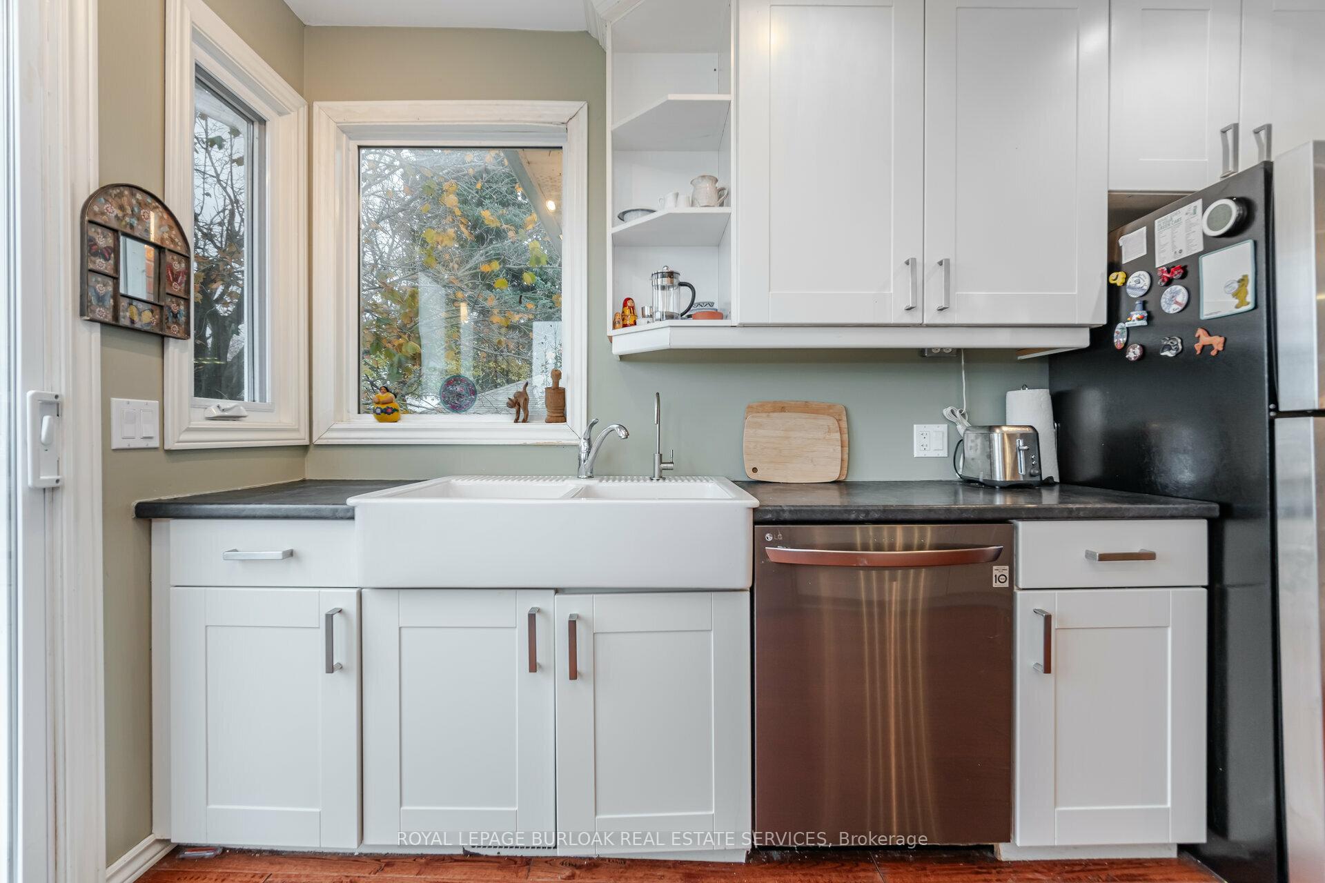 Photo 17 of 805 Ridge Road, Hamilton, Rural Stoney Creek — HOMEH