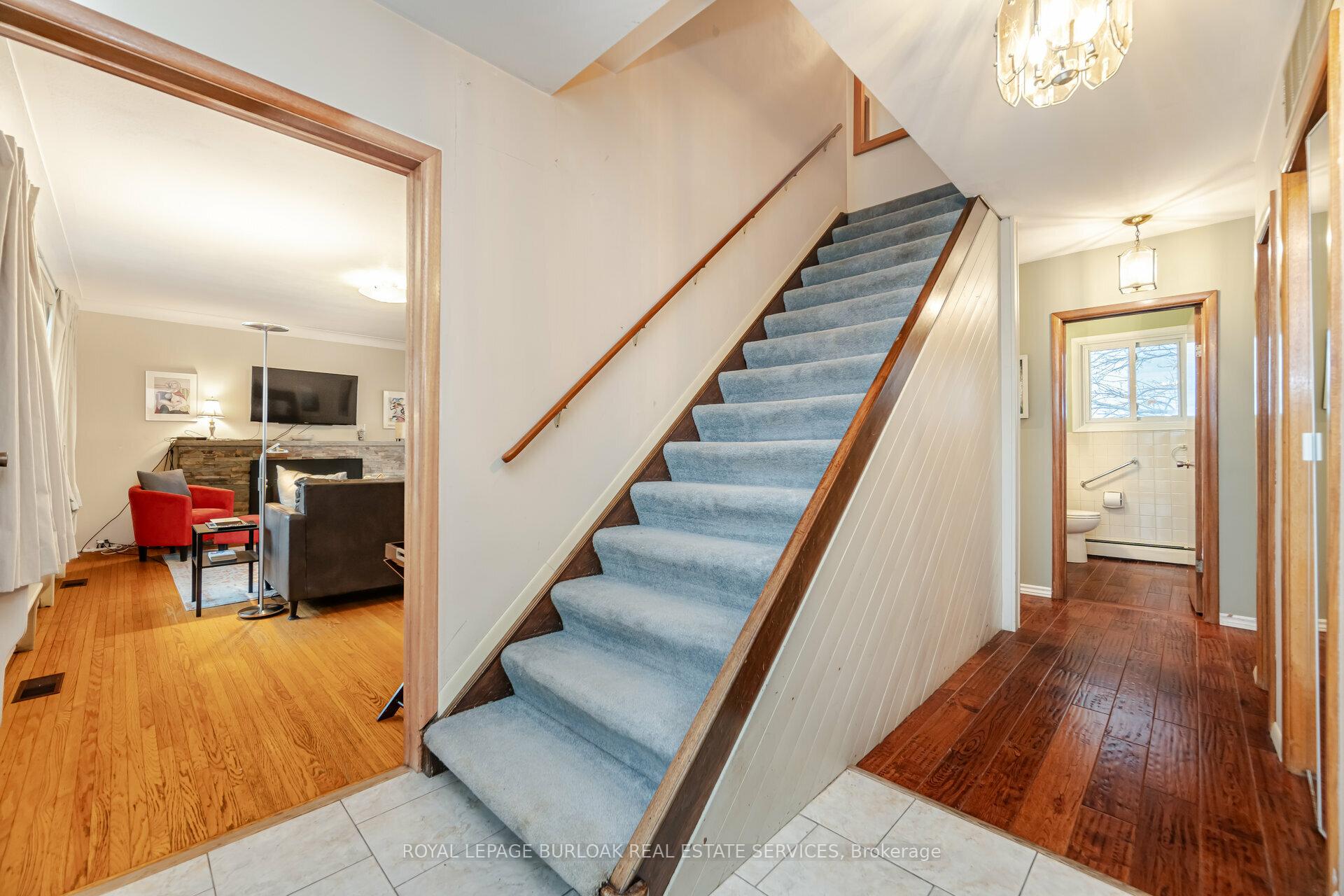 Photo 20 of 805 Ridge Road, Hamilton, Rural Stoney Creek — HOMEH