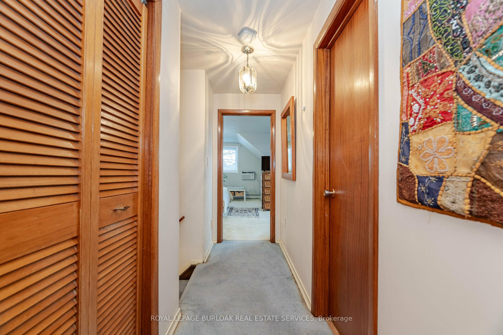 Photo 21 of 805 Ridge Road, Hamilton, Rural Stoney Creek — HOMEH