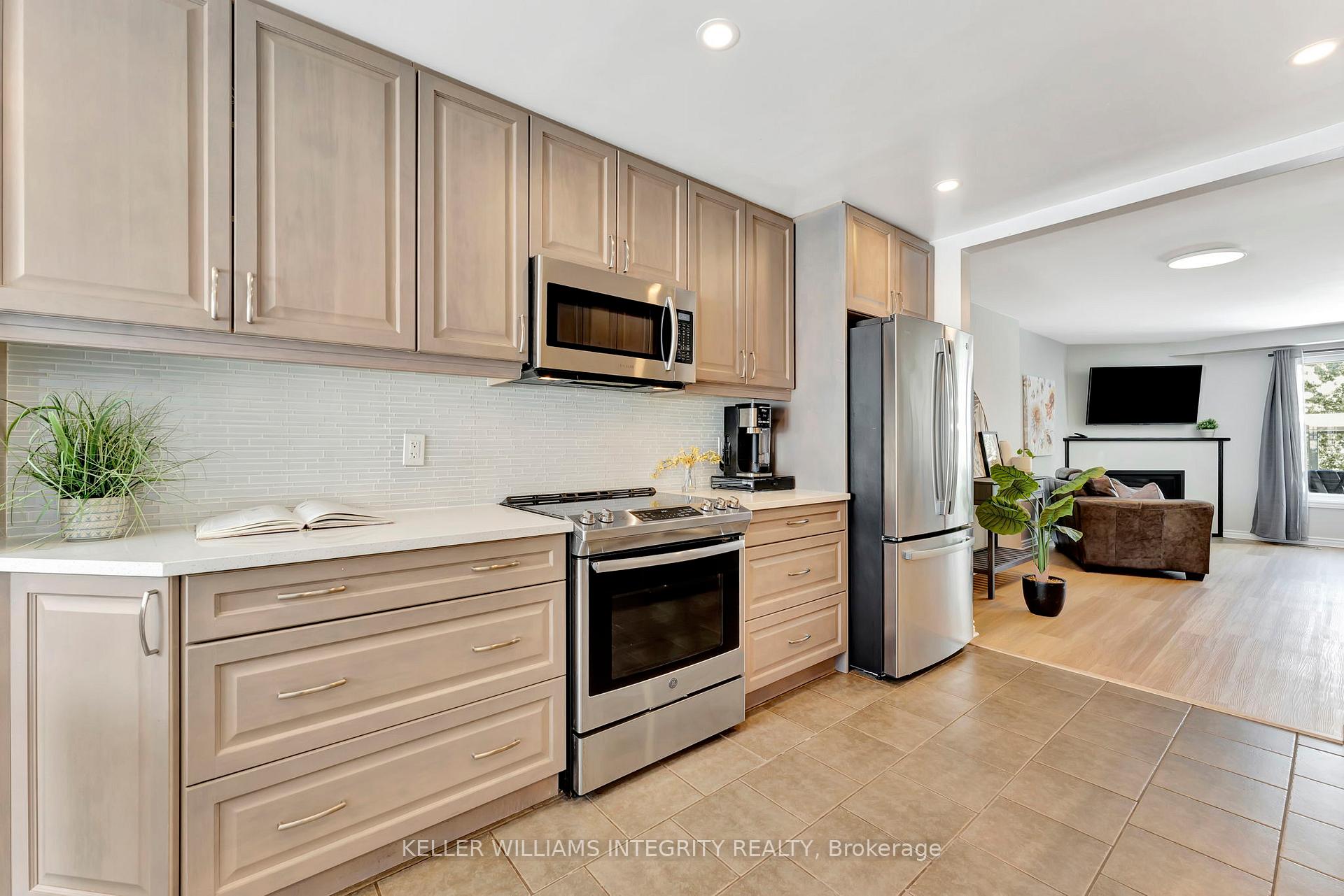 Photo 7 of 99 Holitman Drive, Ottawa, Barrhaven - Knollsbrook — HOMEH
