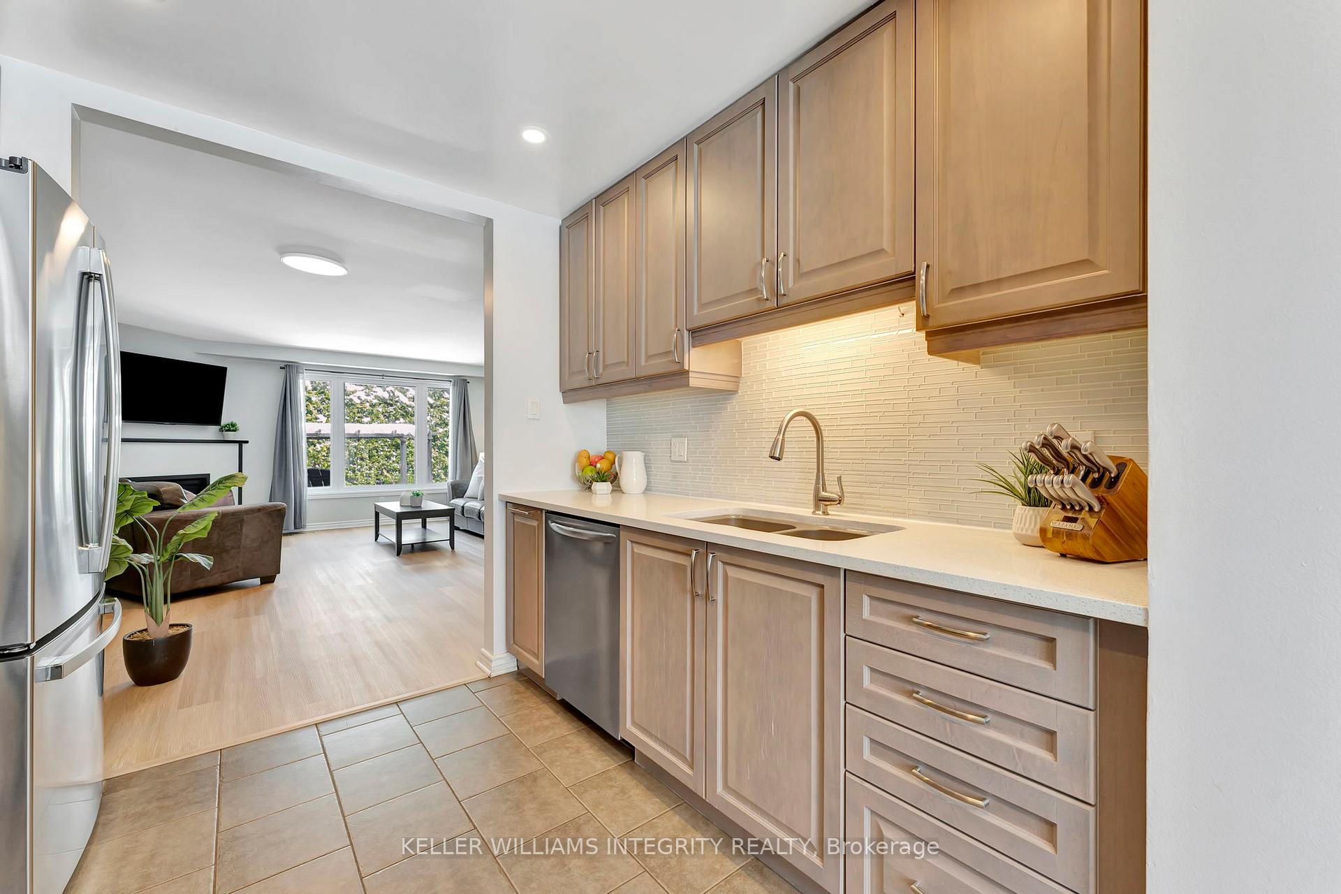 Photo 9 of 99 Holitman Drive, Ottawa, Barrhaven - Knollsbrook — HOMEH
