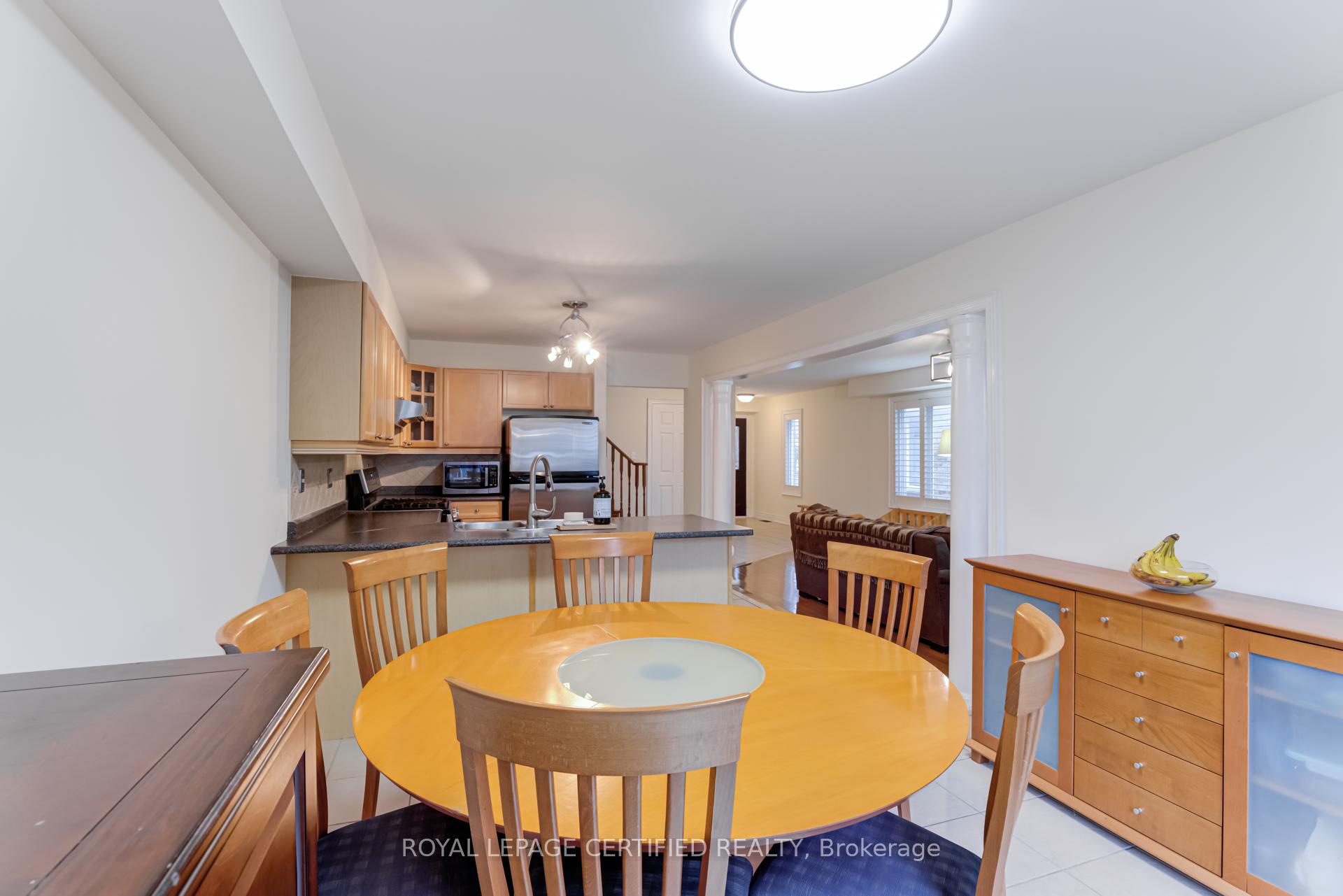 Photo 14 of 141 Madden Place, Clarington, Bowmanville — HOMEH