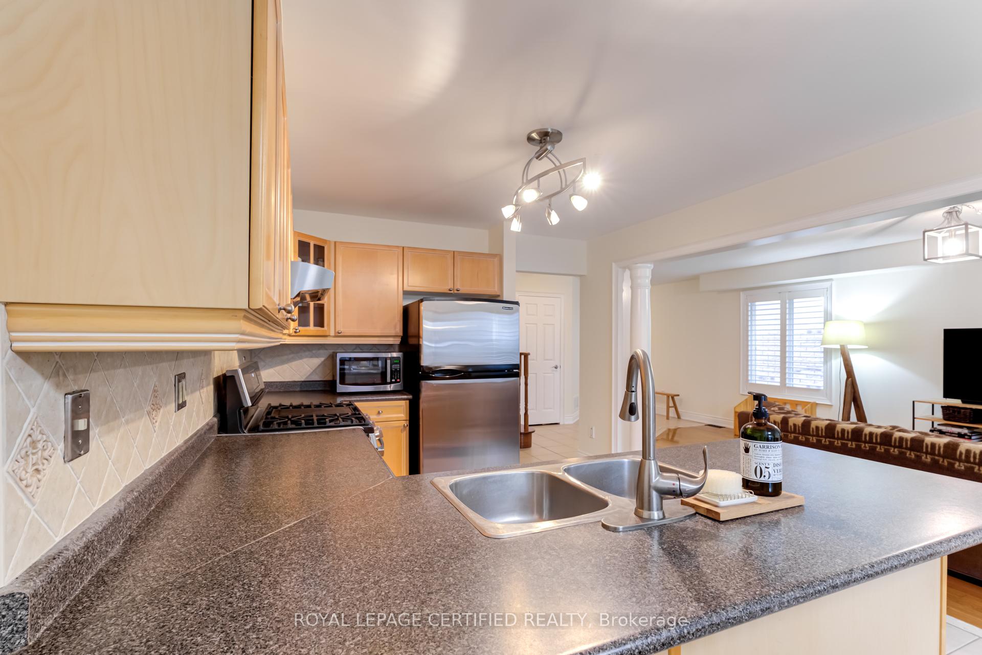 Photo 16 of 141 Madden Place, Clarington, Bowmanville — HOMEH