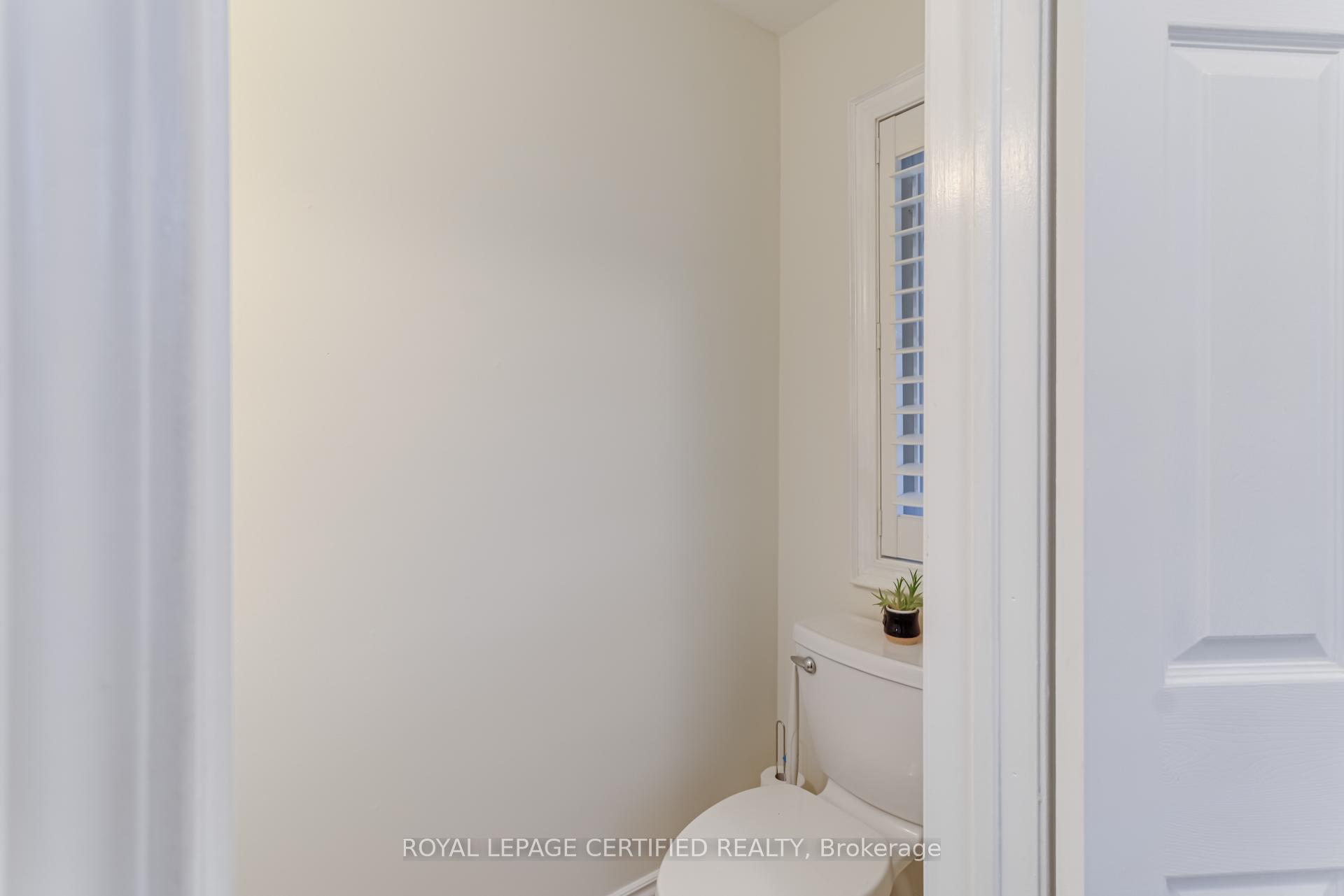 Photo 18 of 141 Madden Place, Clarington, Bowmanville — HOMEH