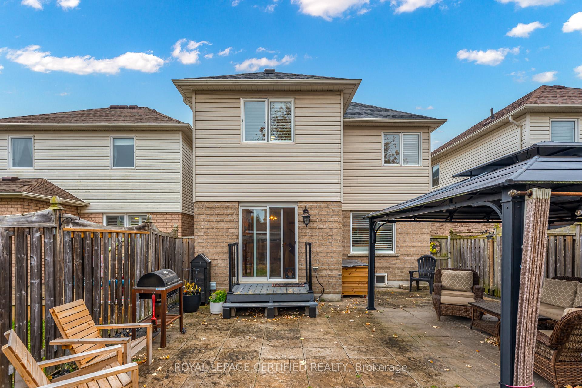 Photo 37 of 141 Madden Place, Clarington, Bowmanville — HOMEH