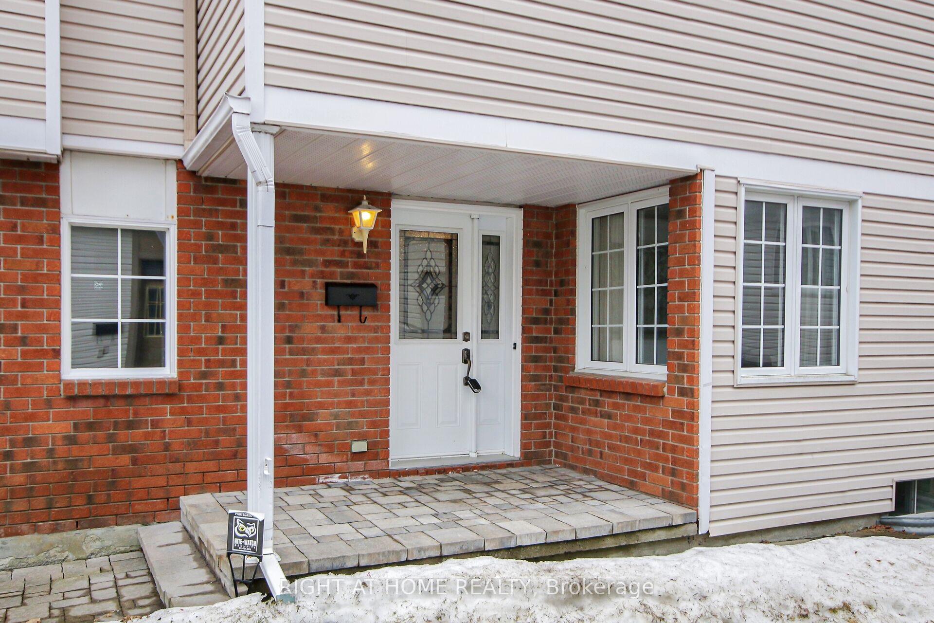 Photo 2 of 53 Armagh Way, Ottawa, Barrhaven - Longfields — HOMEH