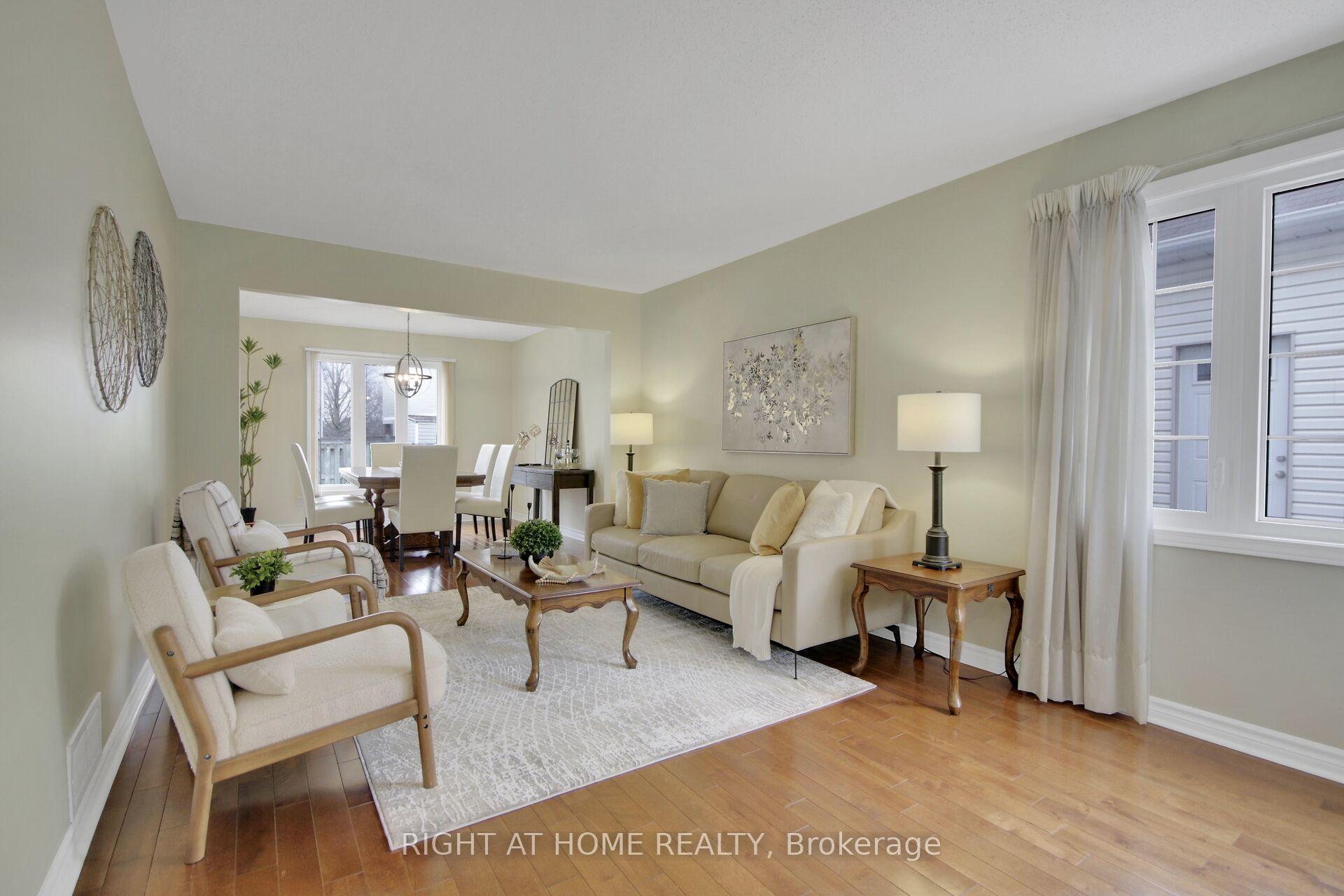 Photo 7 of 53 Armagh Way, Ottawa, Barrhaven - Longfields — HOMEH