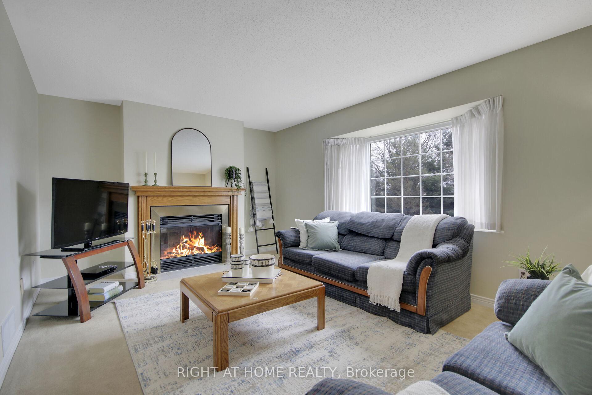 Photo 20 of 53 Armagh Way, Ottawa, Barrhaven - Longfields — HOMEH