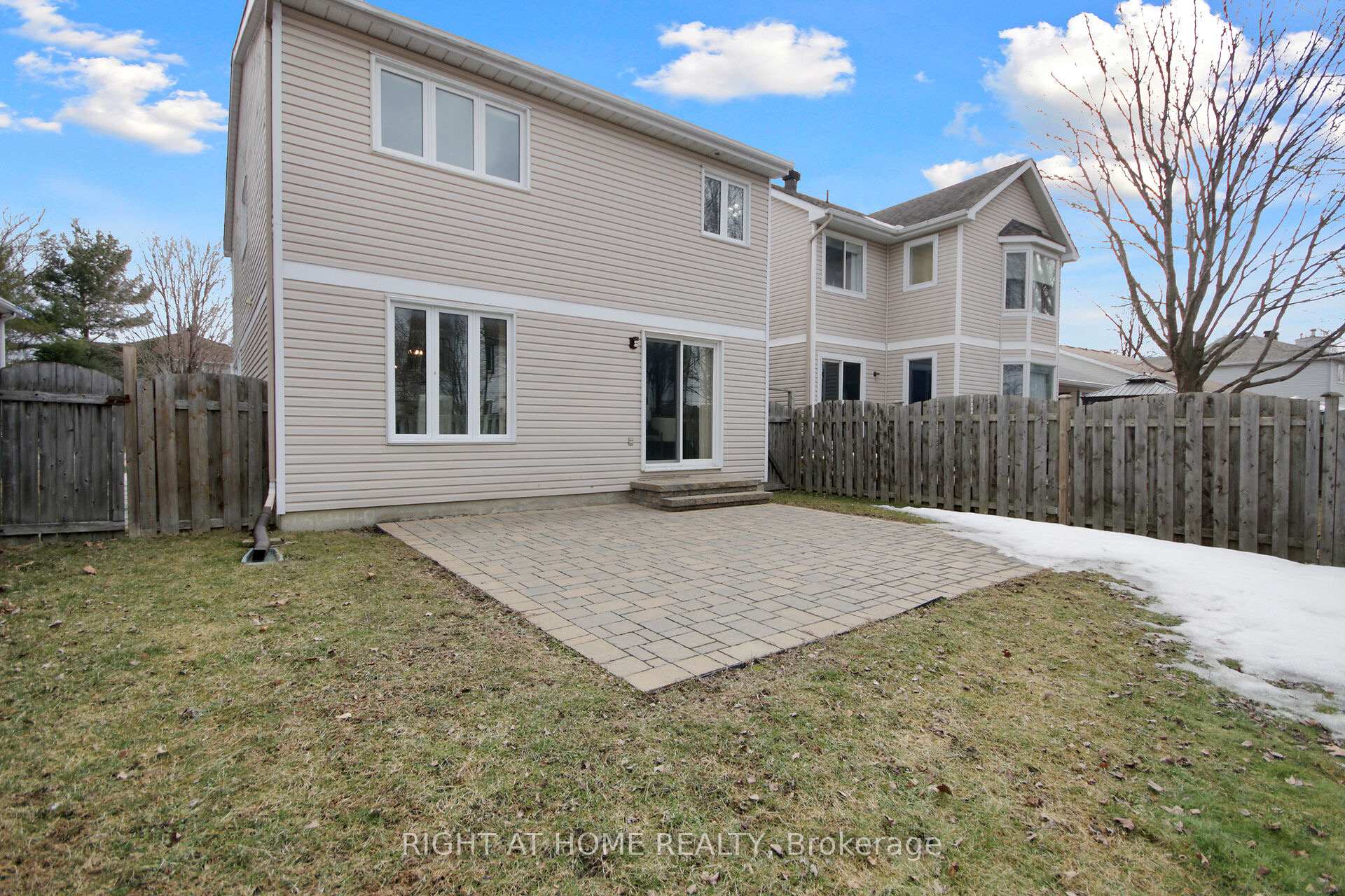 Photo 39 of 53 Armagh Way, Ottawa, Barrhaven - Longfields — HOMEH