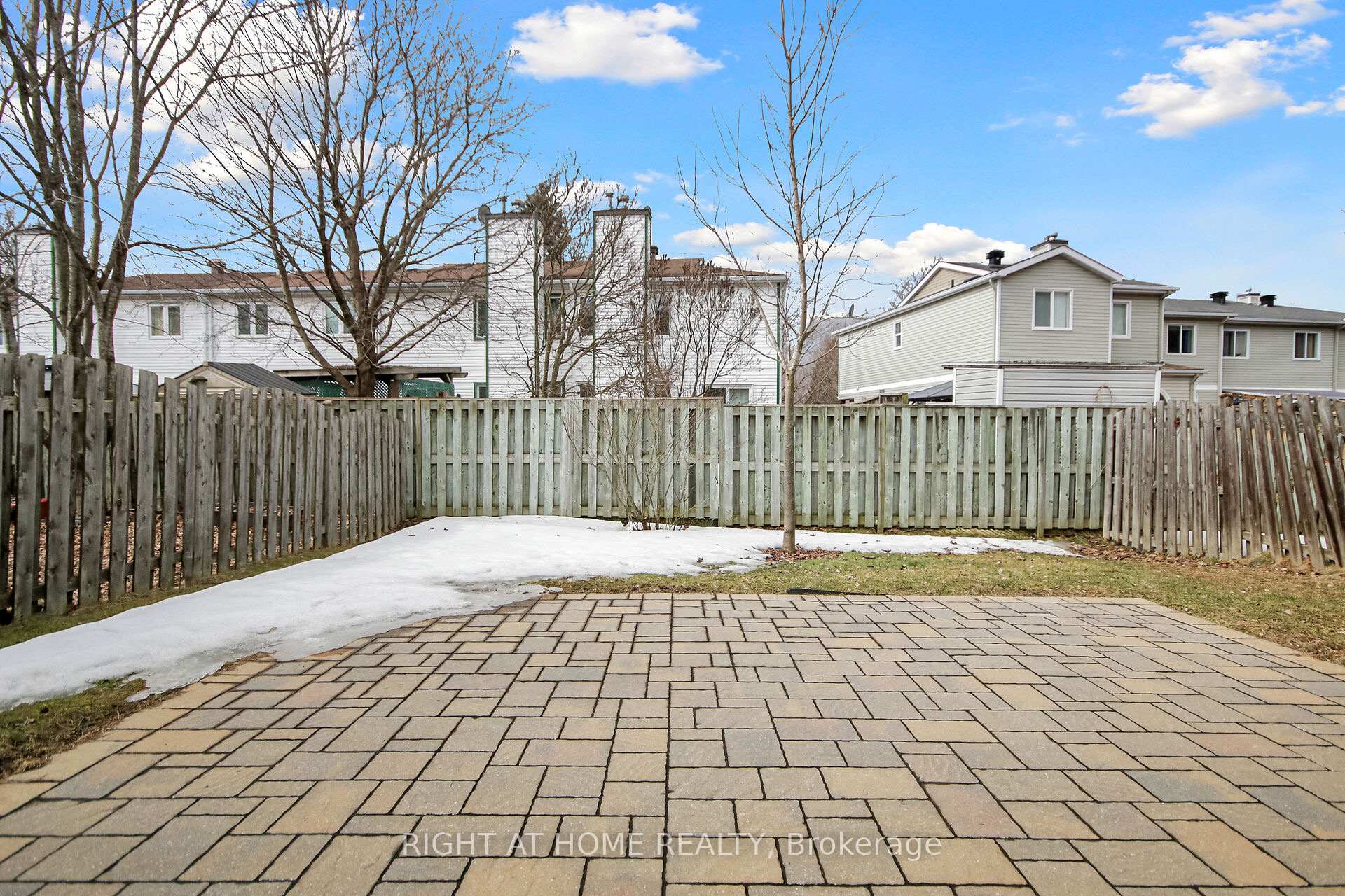 Photo 40 of 53 Armagh Way, Ottawa, Barrhaven - Longfields — HOMEH
