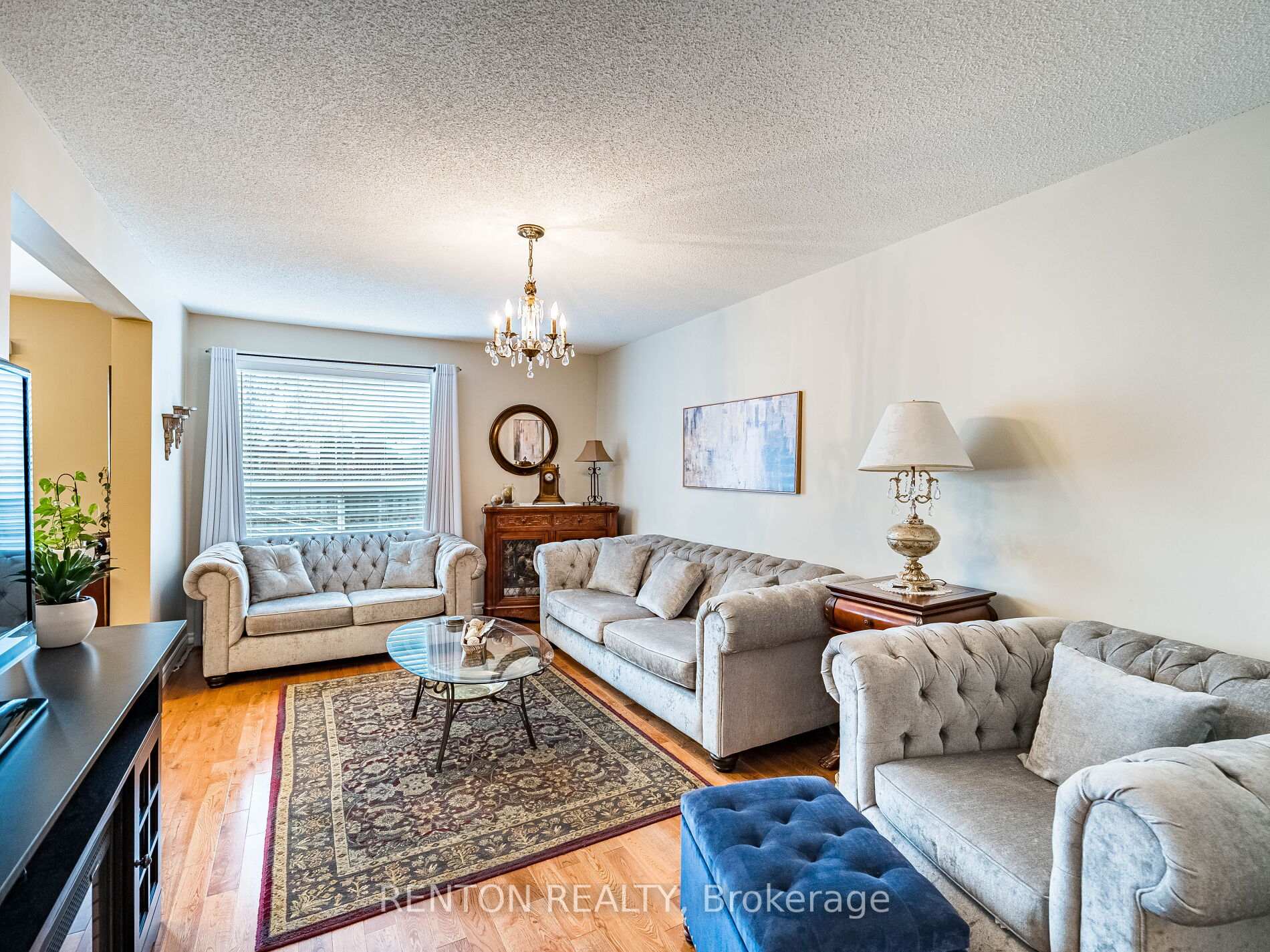 Photo 6 of 124 Rosebury Way, Hamilton, Mount Hope — HOMEH