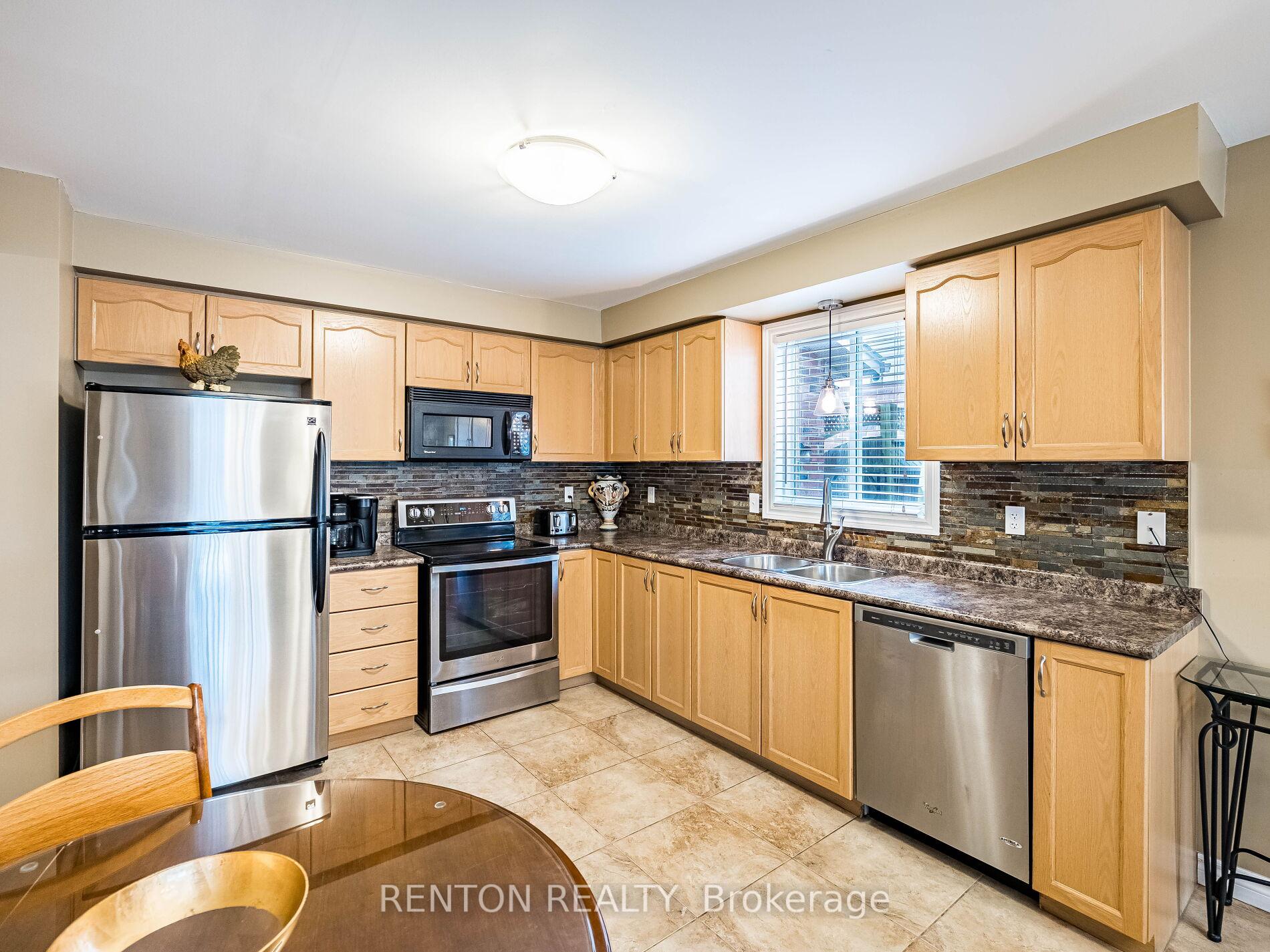 Photo 8 of 124 Rosebury Way, Hamilton, Mount Hope — HOMEH