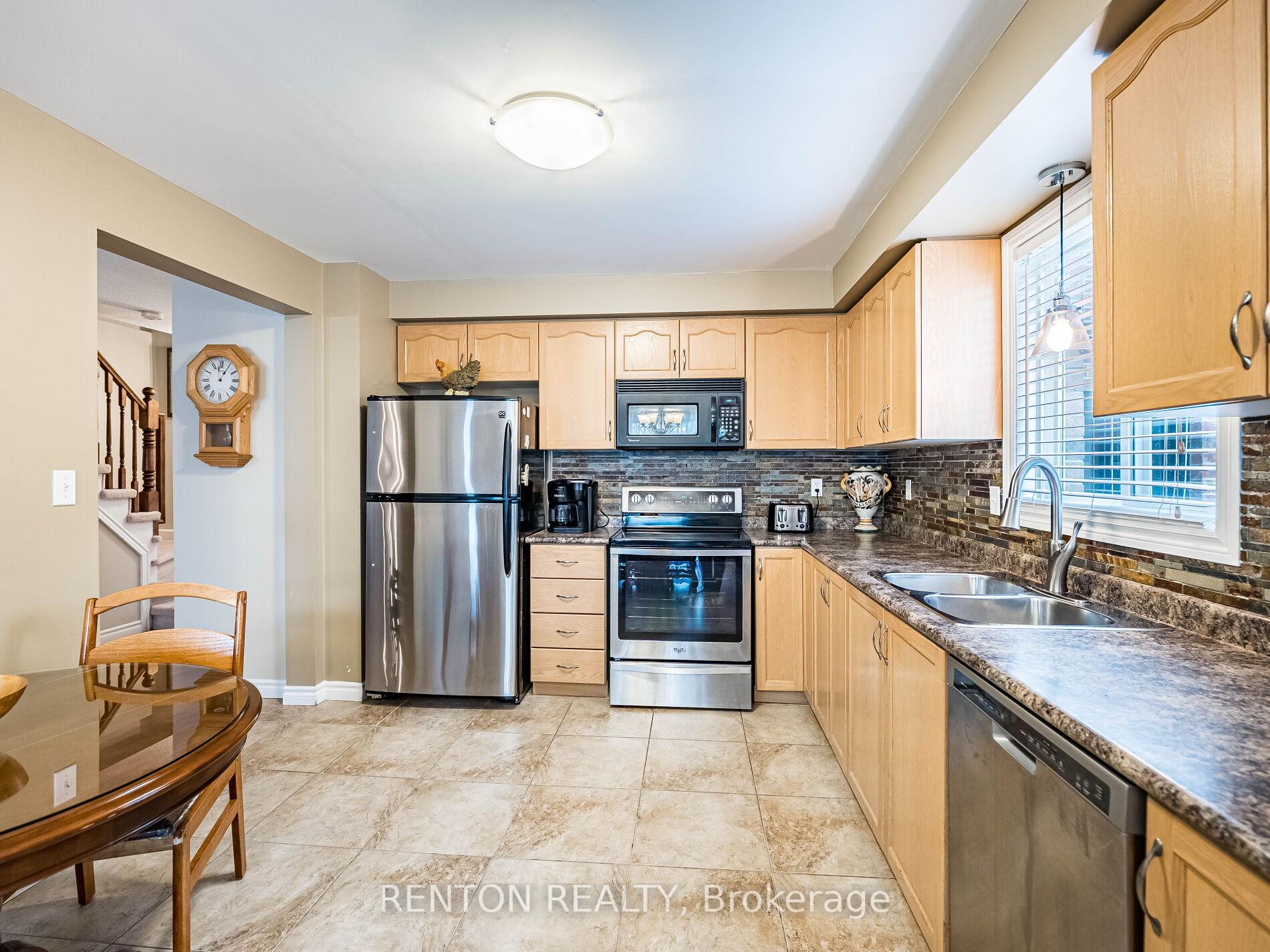 Photo 9 of 124 Rosebury Way, Hamilton, Mount Hope — HOMEH