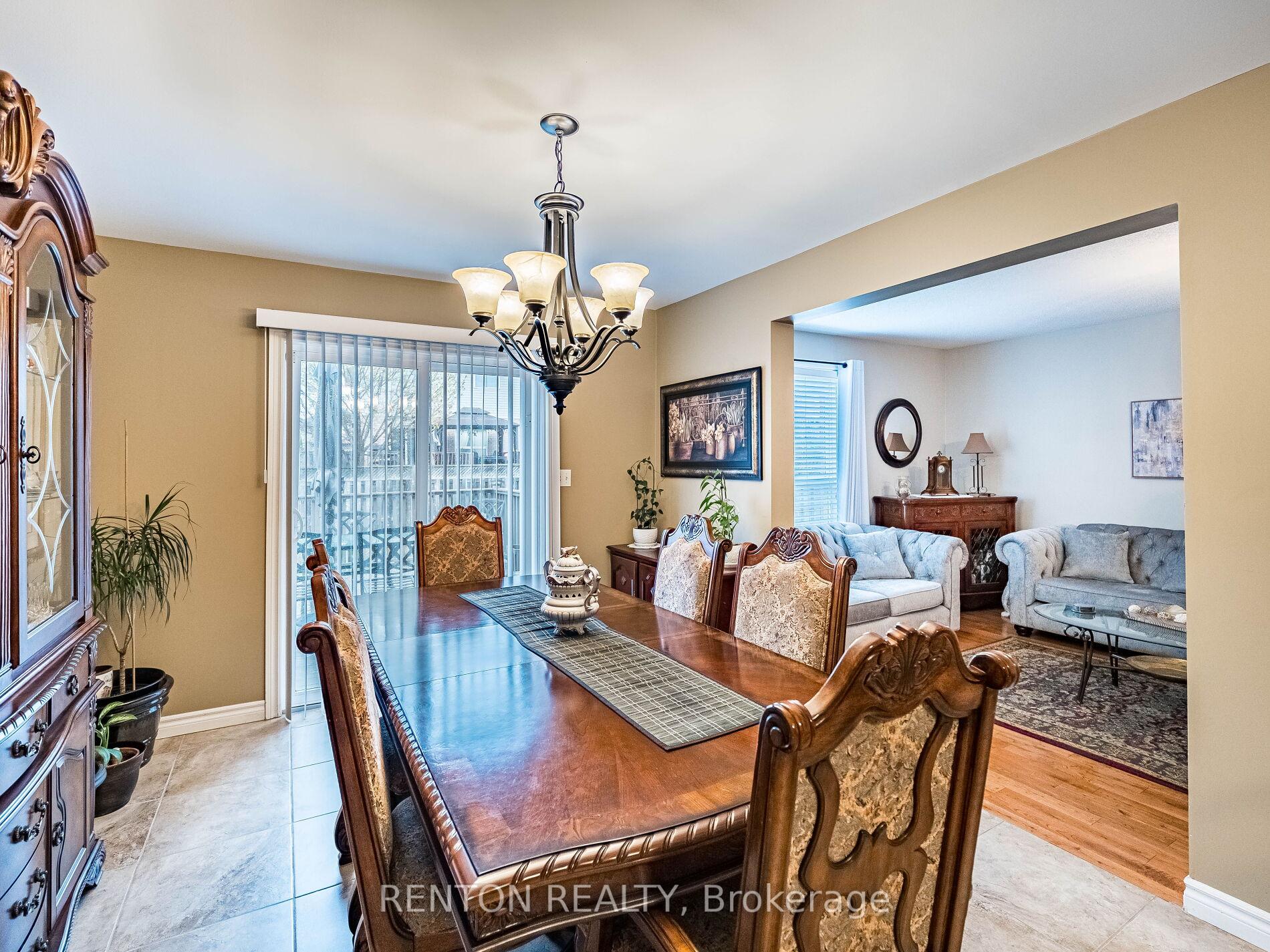 Photo 13 of 124 Rosebury Way, Hamilton, Mount Hope — HOMEH