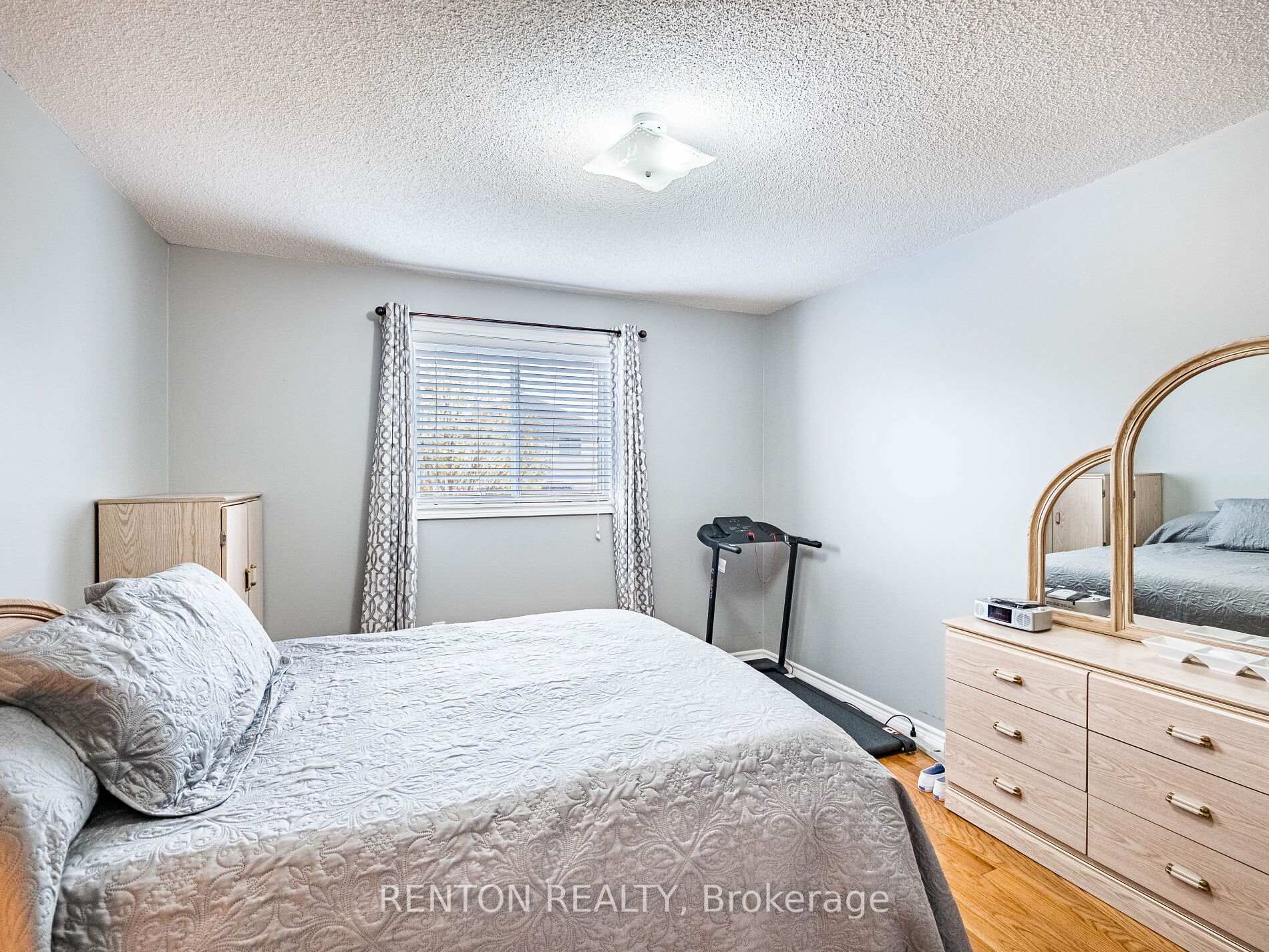 Photo 20 of 124 Rosebury Way, Hamilton, Mount Hope — HOMEH