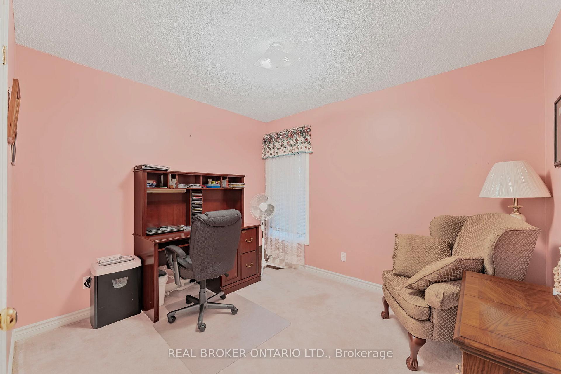 Photo 22 of 3 Wiseman Court, Barrie, Northwest — HOMEH