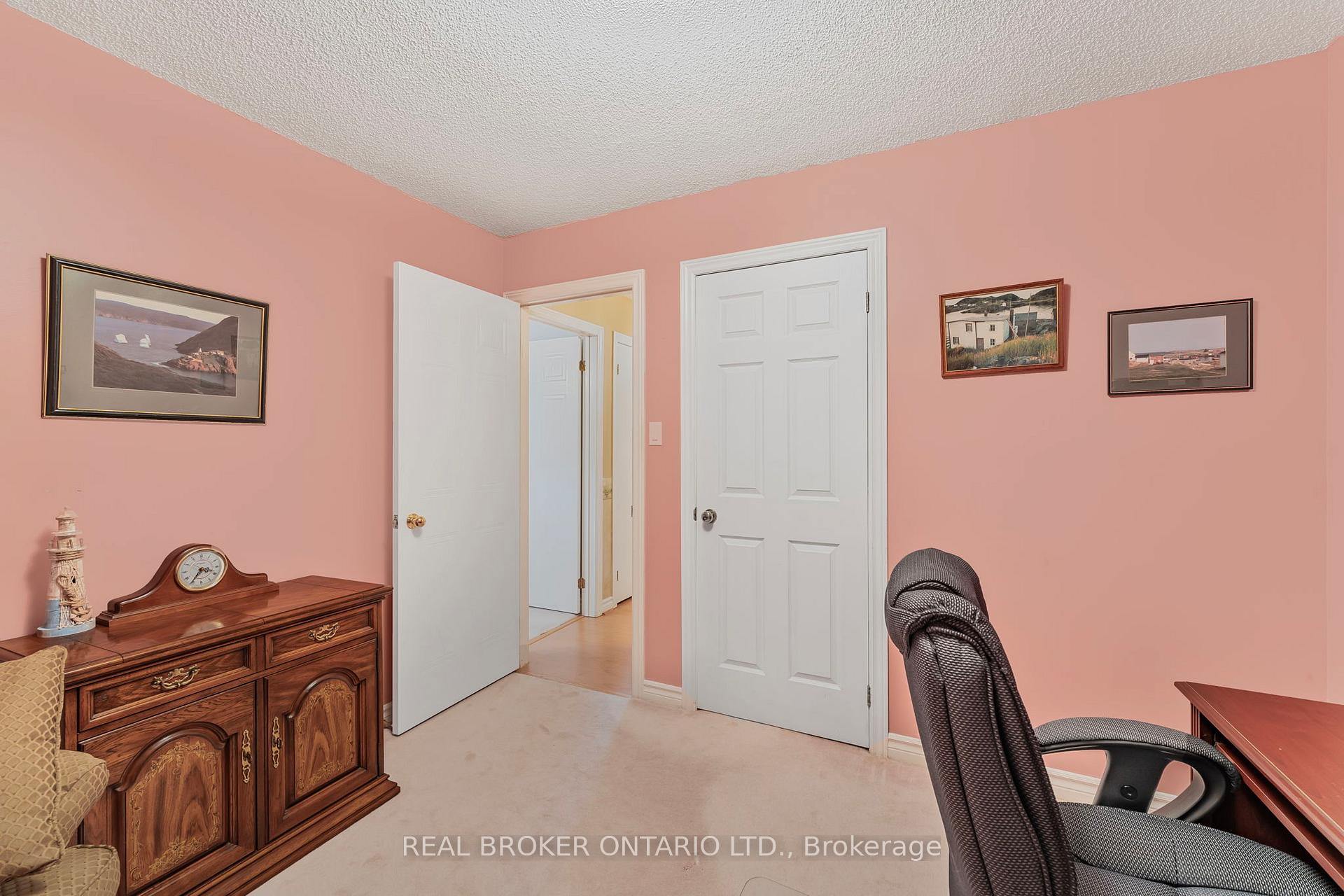 Photo 23 of 3 Wiseman Court, Barrie, Northwest — HOMEH