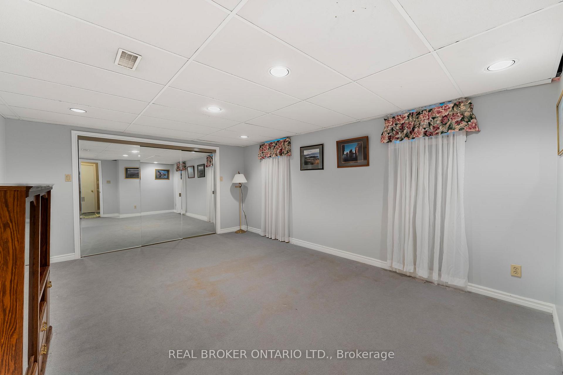 Photo 27 of 3 Wiseman Court, Barrie, Northwest — HOMEH