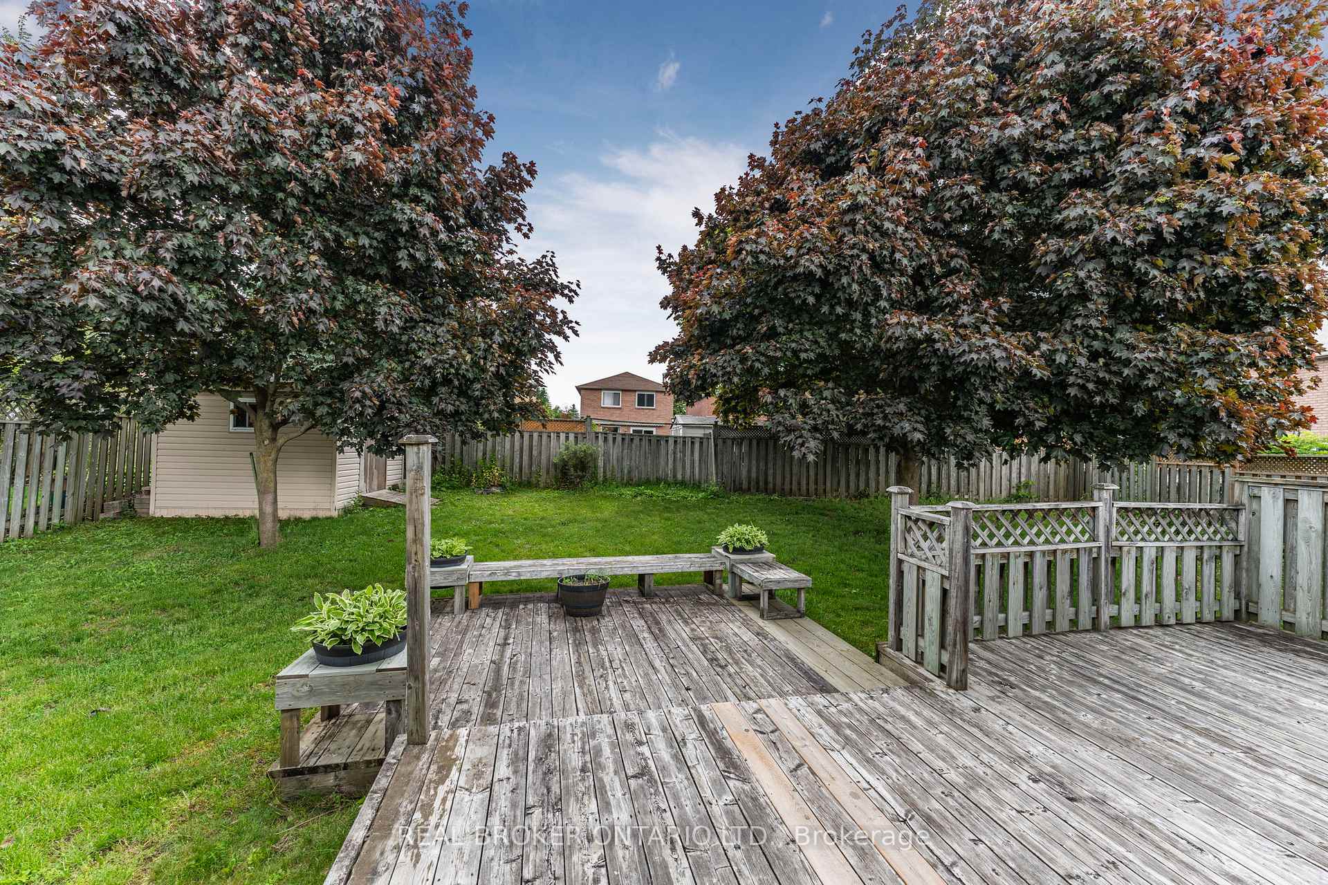 Photo 33 of 3 Wiseman Court, Barrie, Northwest — HOMEH