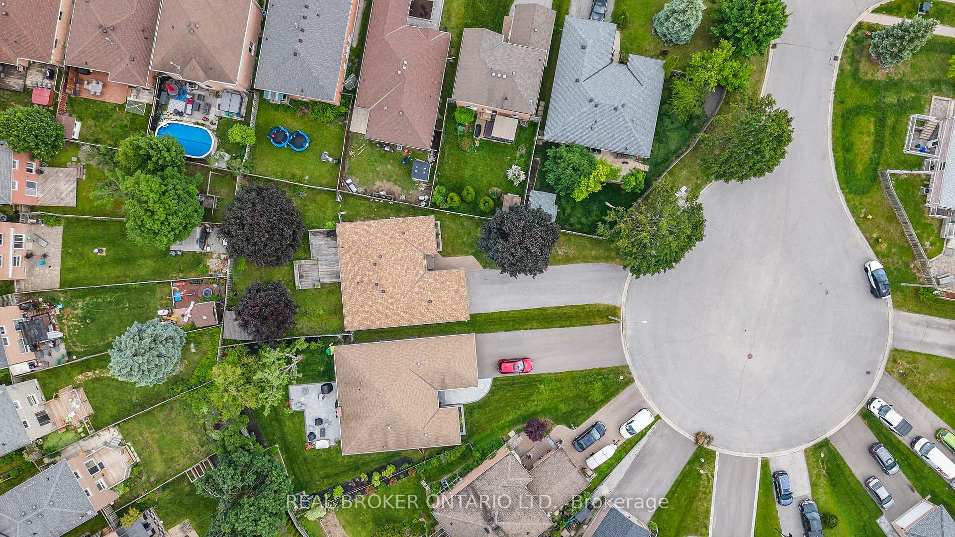 Photo 41 of 3 Wiseman Court, Barrie, Northwest — HOMEH