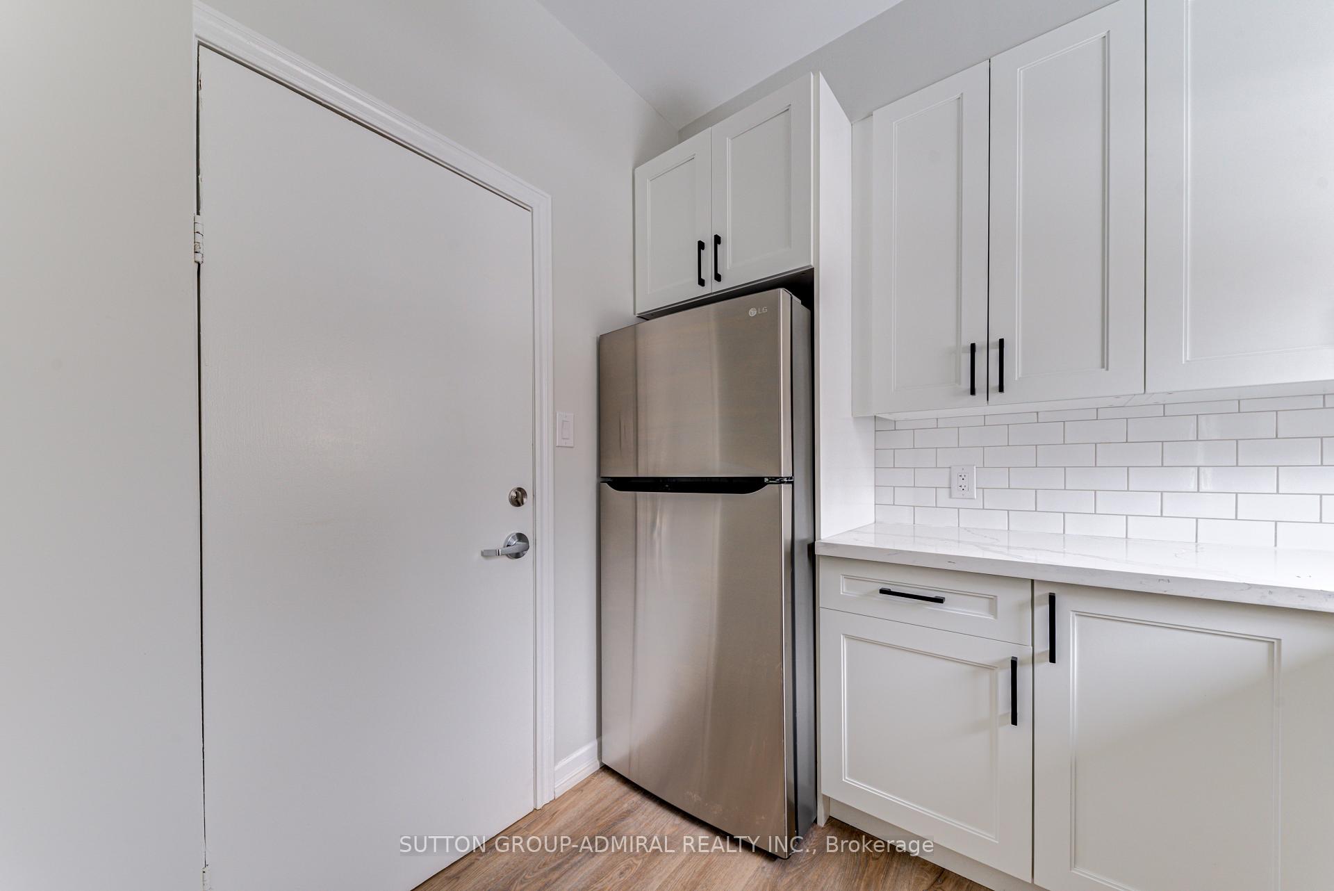 Photo 5 of Unit 2, 167 Collier Street, Barrie, City Centre — HOMEH