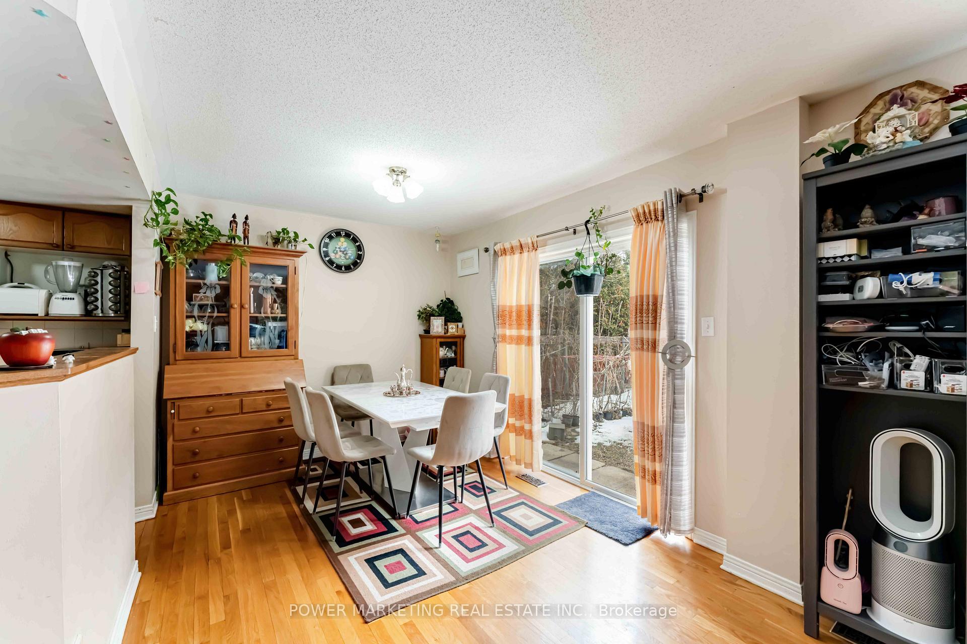 Photo 6 of 2 Armagh Way, Ottawa, Barrhaven - Longfields — HOMEH