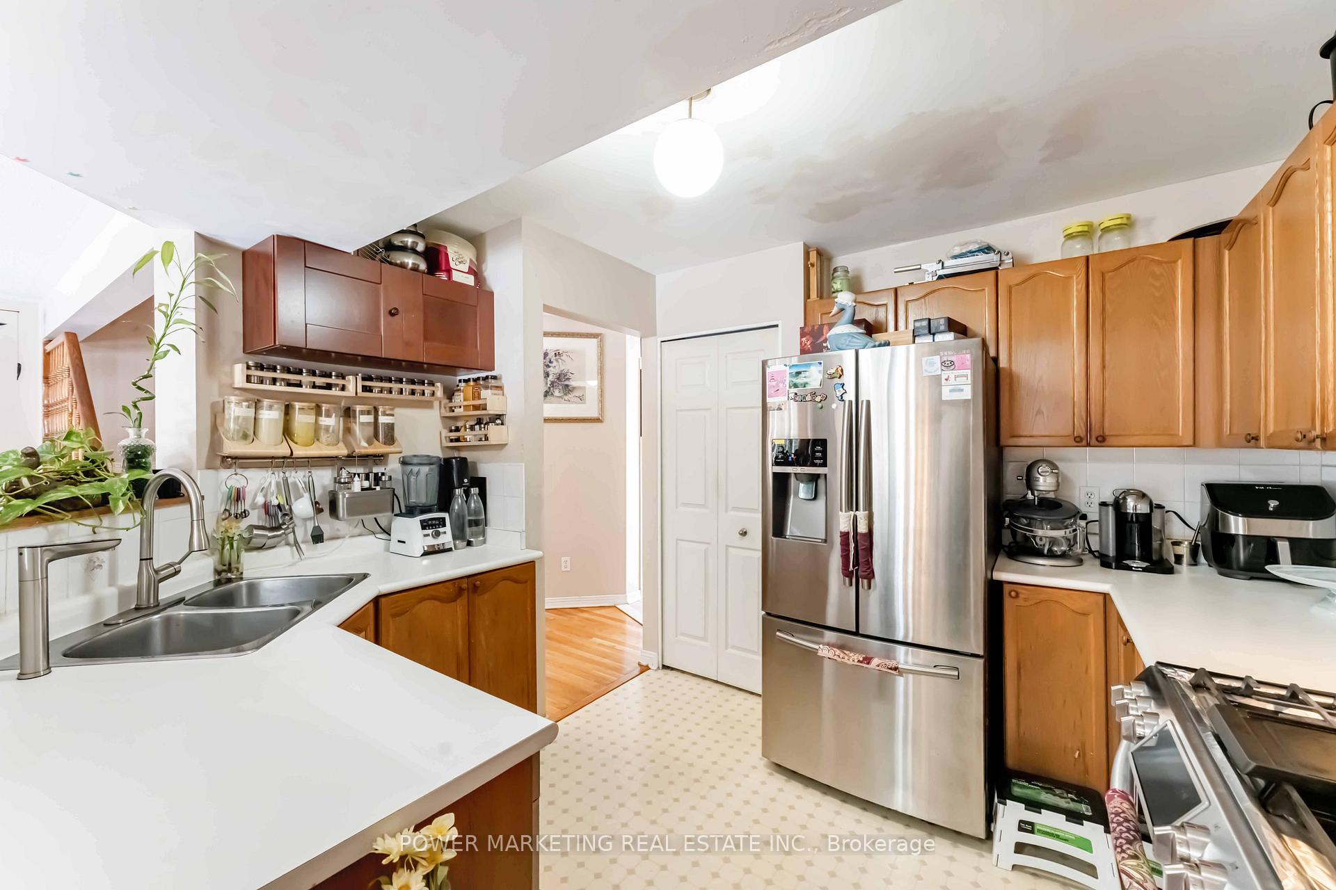 Photo 12 of 2 Armagh Way, Ottawa, Barrhaven - Longfields — HOMEH