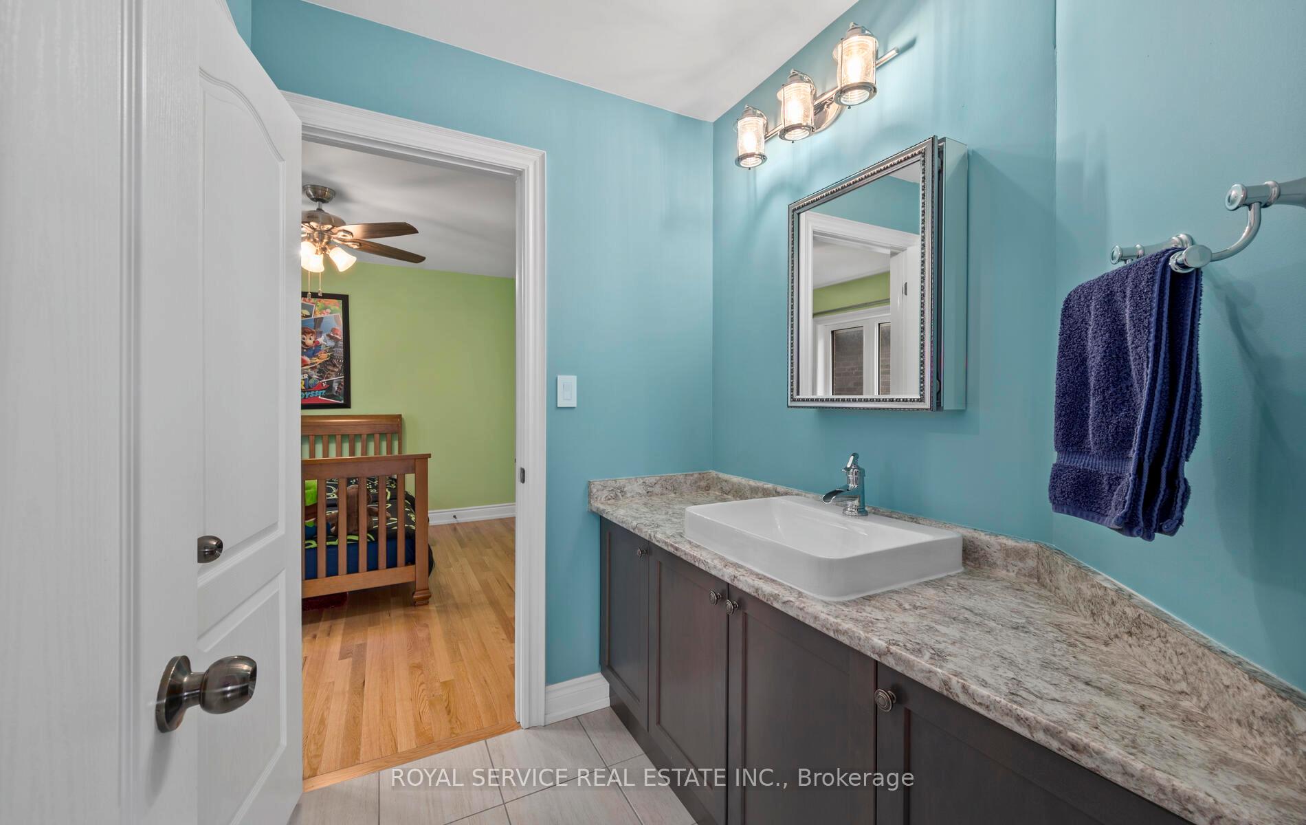 Photo 21 of 189 Douglas Kemp Crescent, Clarington, Bowmanville — HOMEH