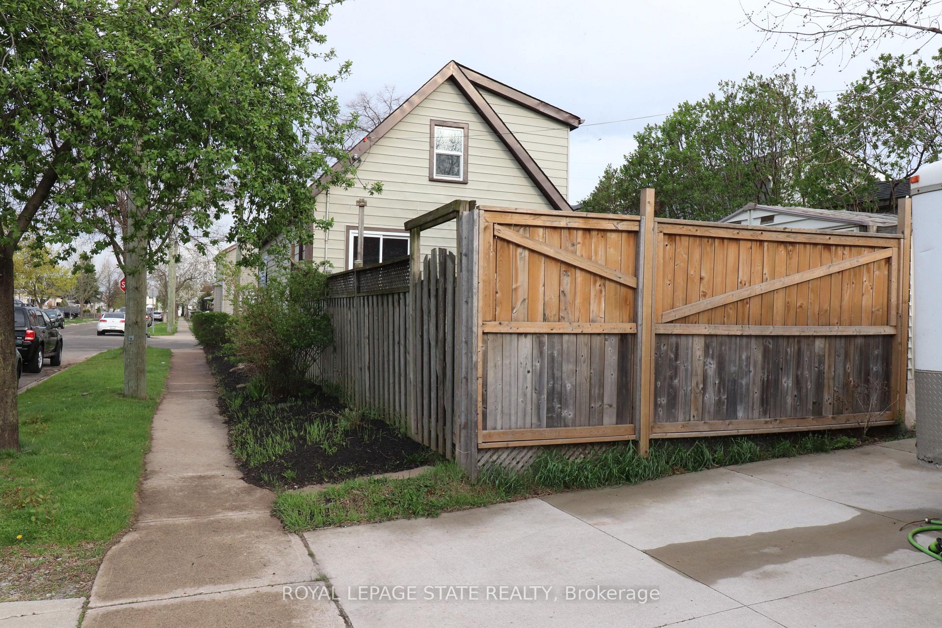 Photo 7 of 79 Harmony Avenue, Hamilton, Homeside — HOMEH