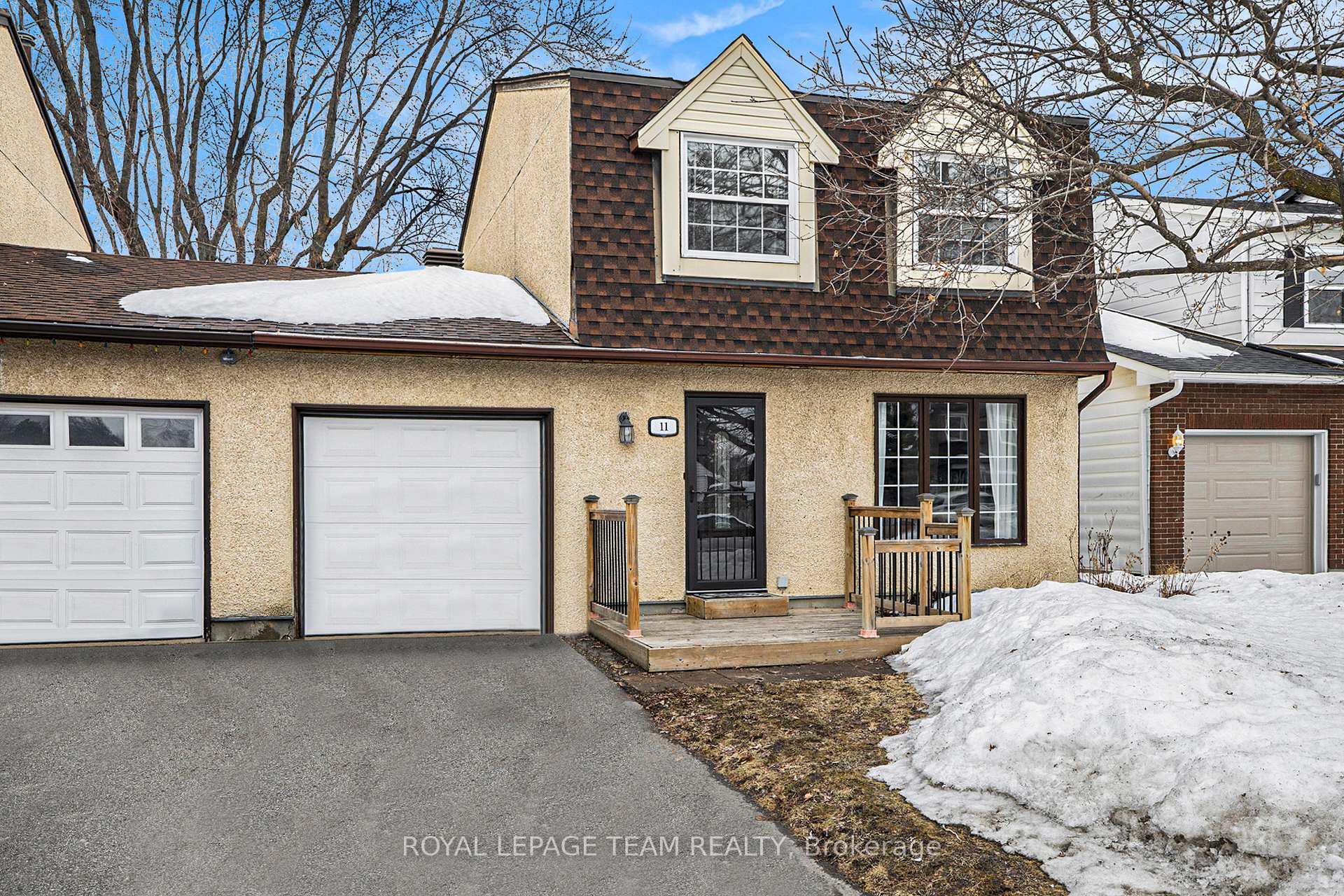 Photo 3 of 11 Foxfield Drive, Ottawa, Barrhaven - Knollsbrook — HOMEH