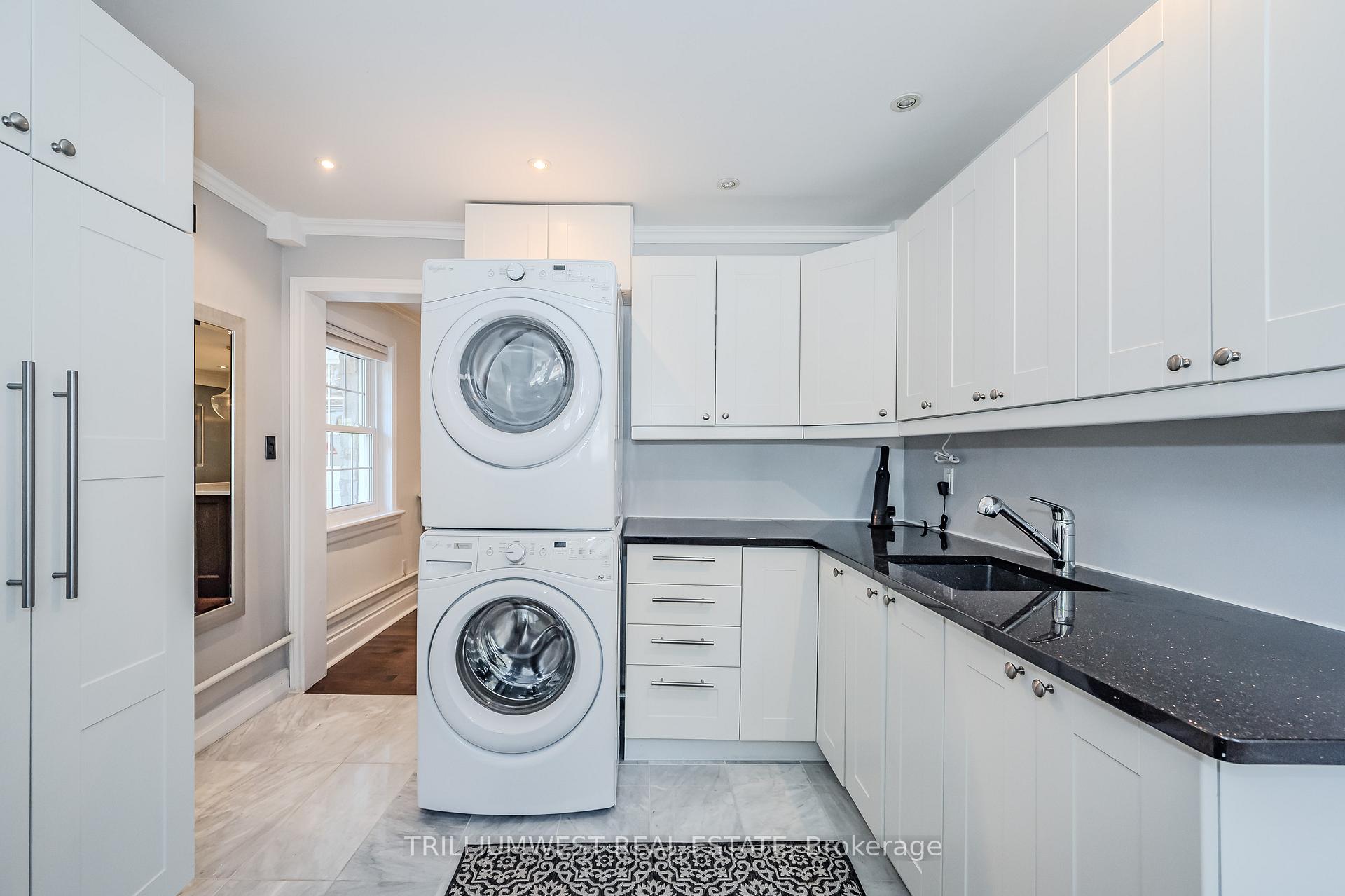 Photo 15 of 38 Arthur Street N, Guelph, St. George's — HOMEH