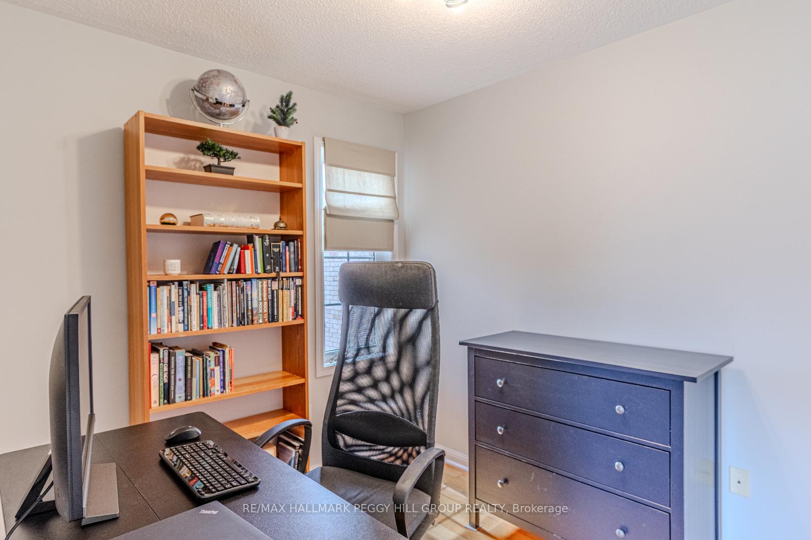 Photo 11 of 19 Coleman Drive, Barrie, Edgehill Drive — HOMEH