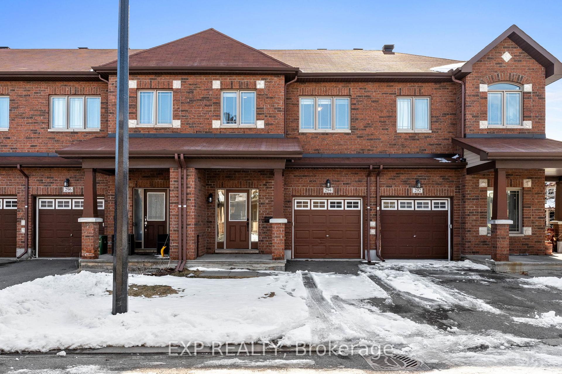 Front of 294 Via San Marino Street