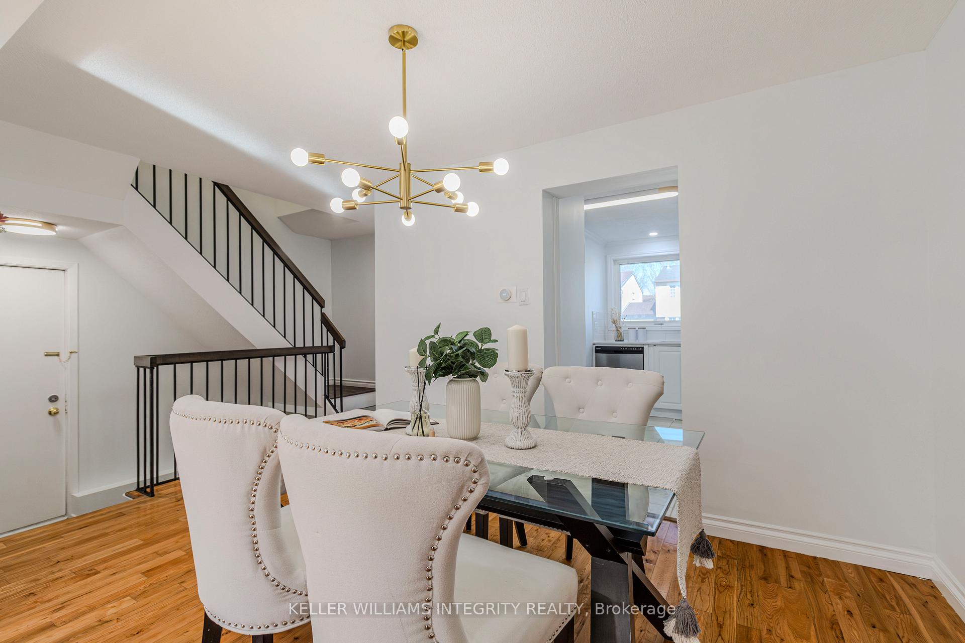 Photo 14 of 29 Whelan Drive, Ottawa, Barrhaven - Pheasant Run — HOMEH