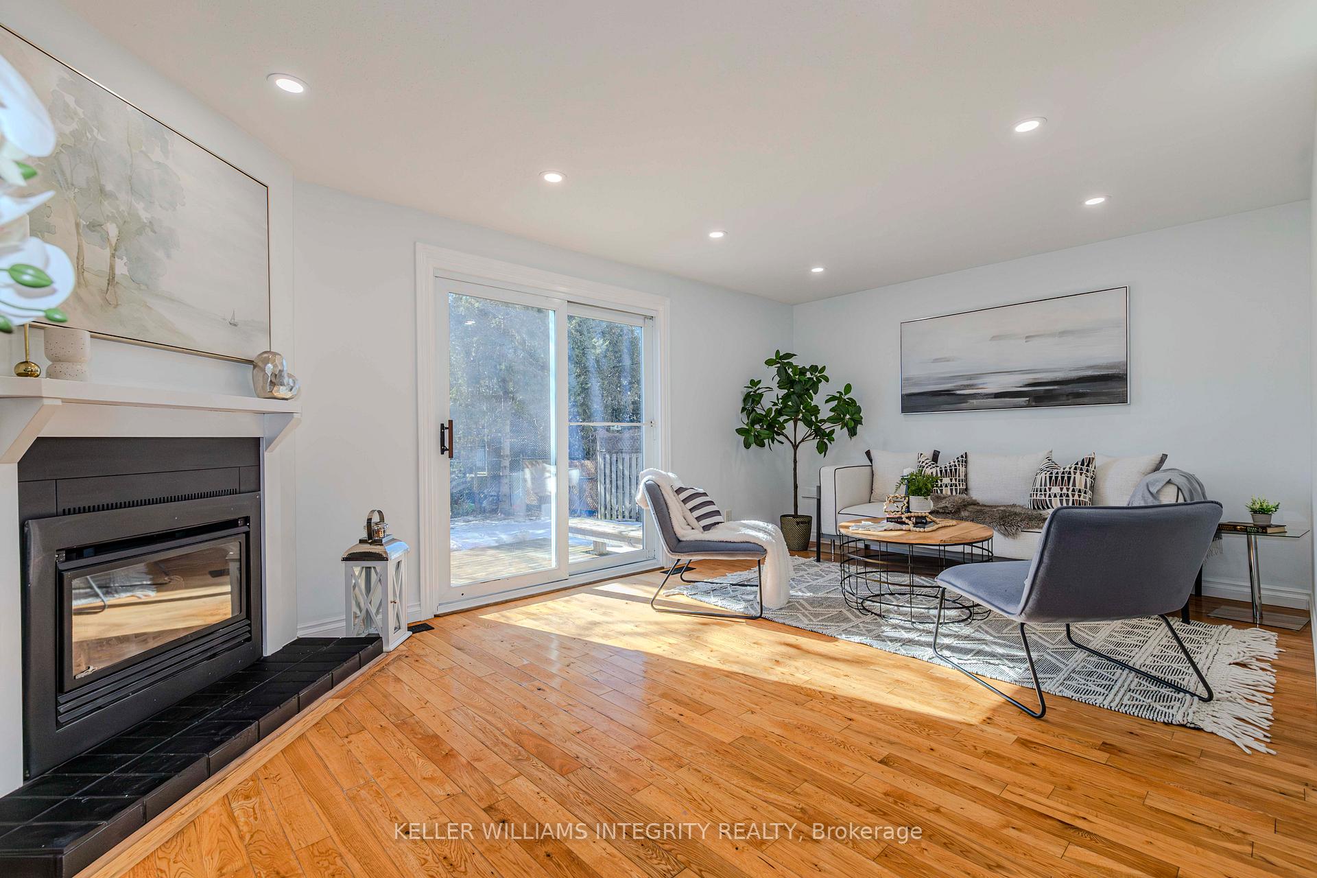 Photo 18 of 29 Whelan Drive, Ottawa, Barrhaven - Pheasant Run — HOMEH