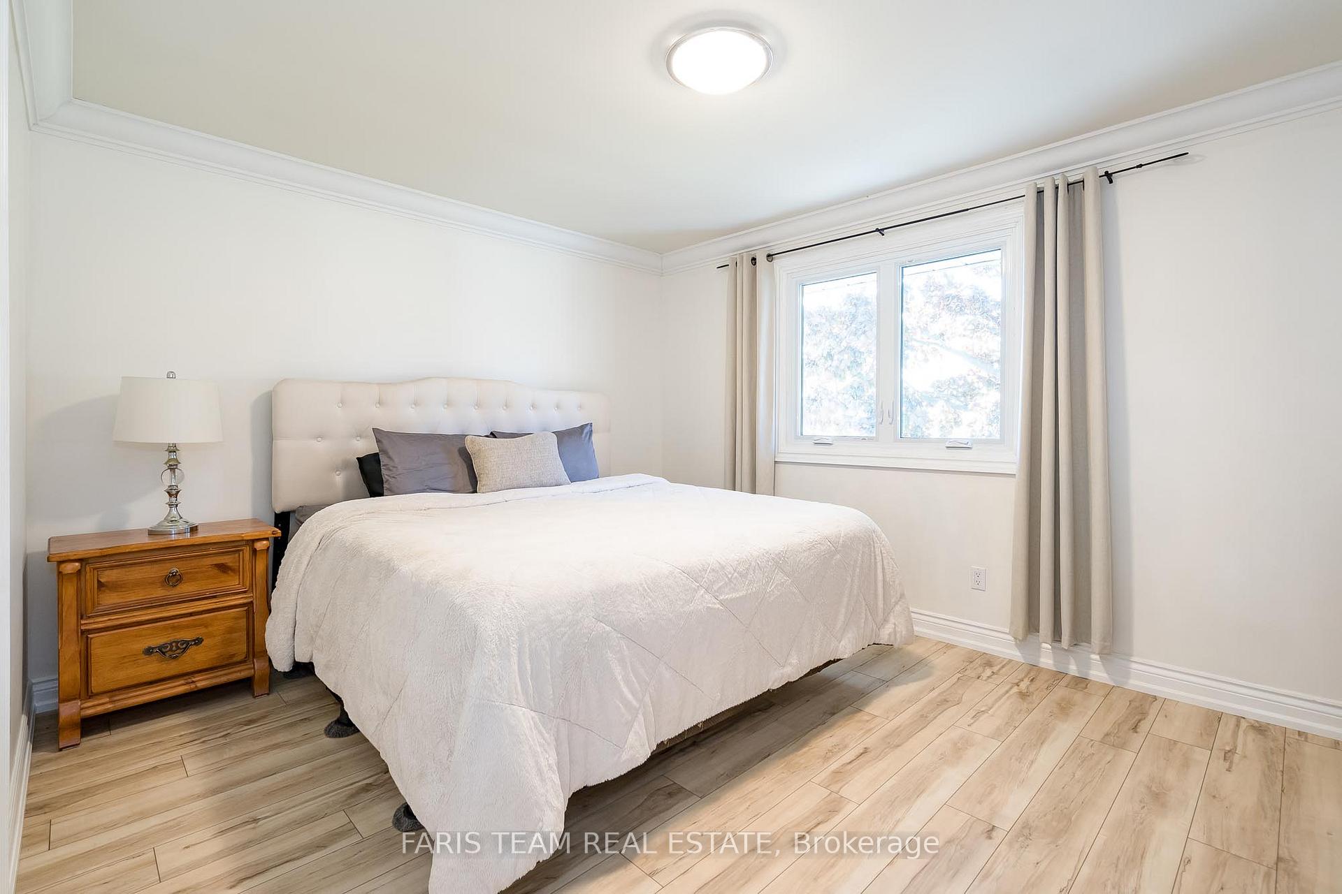Photo 17 of 47 Springhome Road, Barrie, Allandale Heights — HOMEH