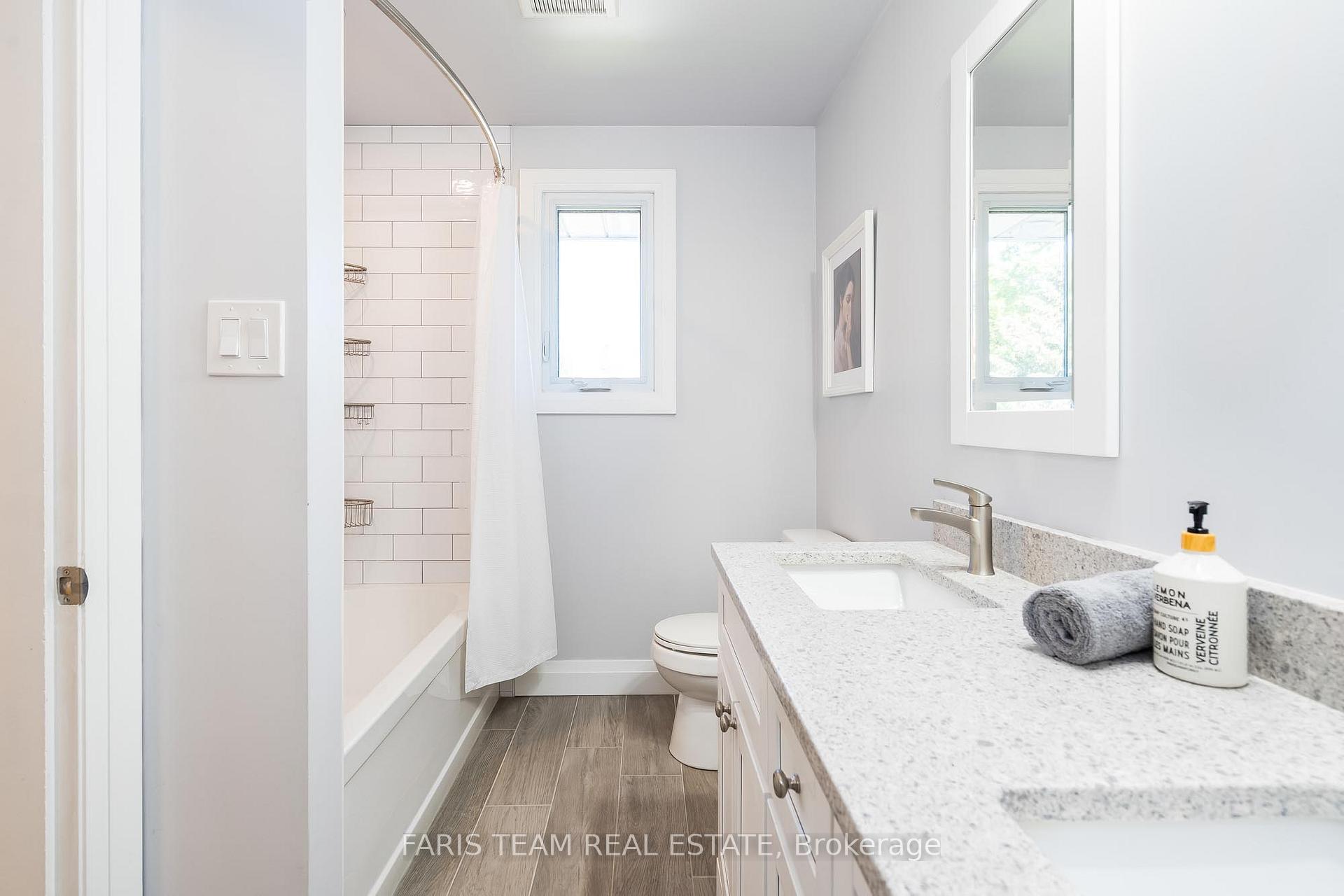 Photo 20 of 47 Springhome Road, Barrie, Allandale Heights — HOMEH