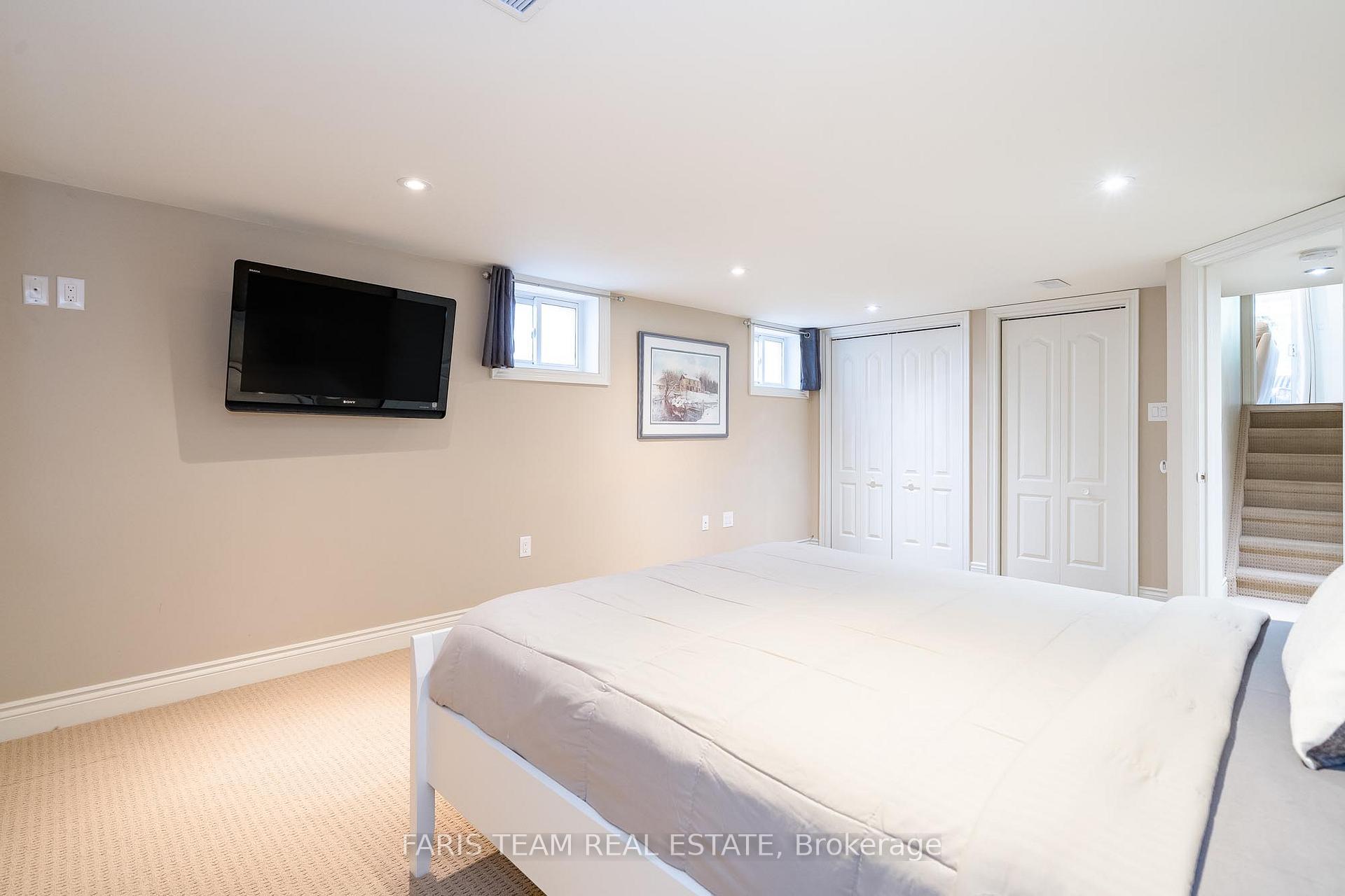 Photo 22 of 47 Springhome Road, Barrie, Allandale Heights — HOMEH