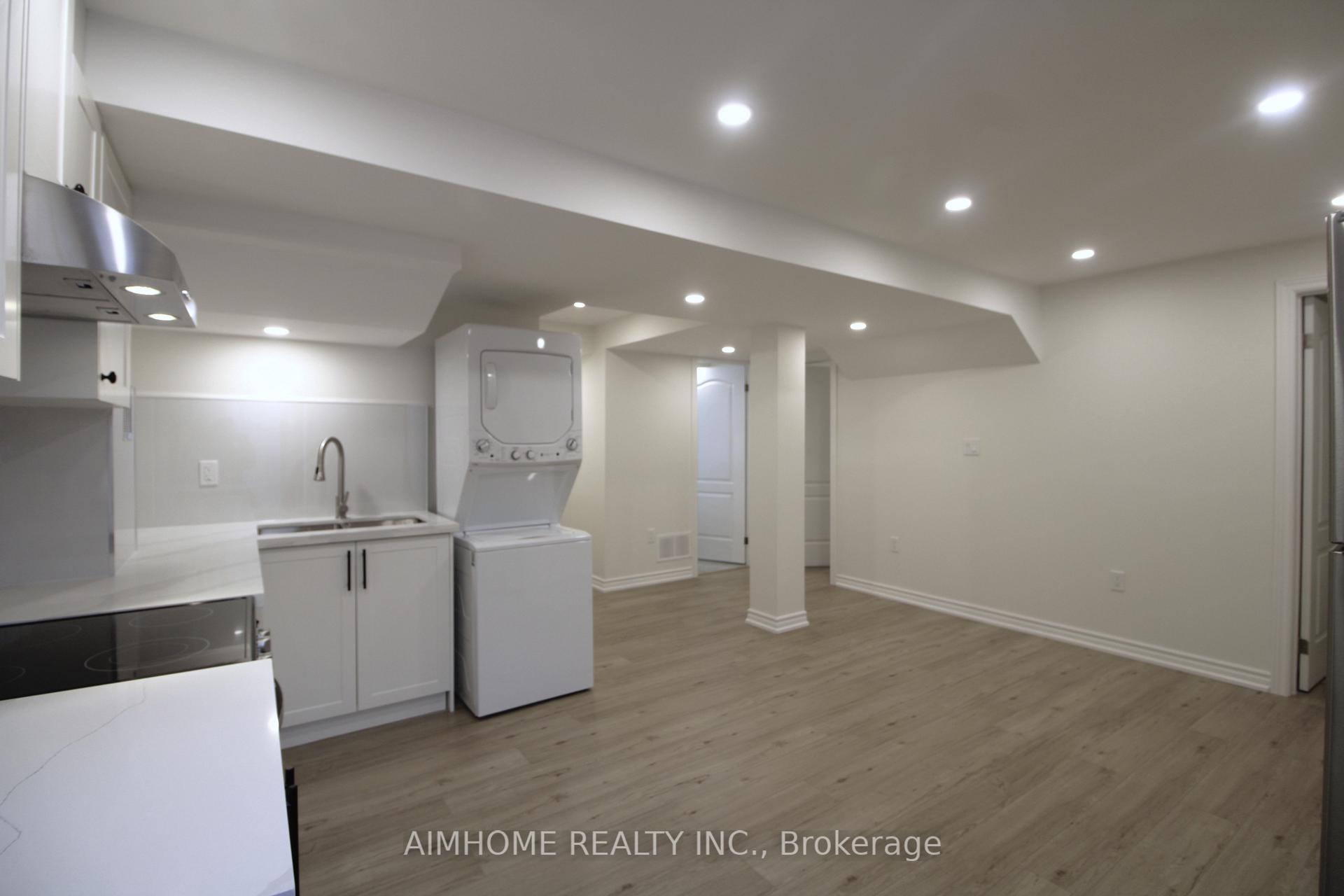 Photo 3 of Unit BSMT, 41 Hamster Crescent, Aurora, Bayview Northeast — HOMEH