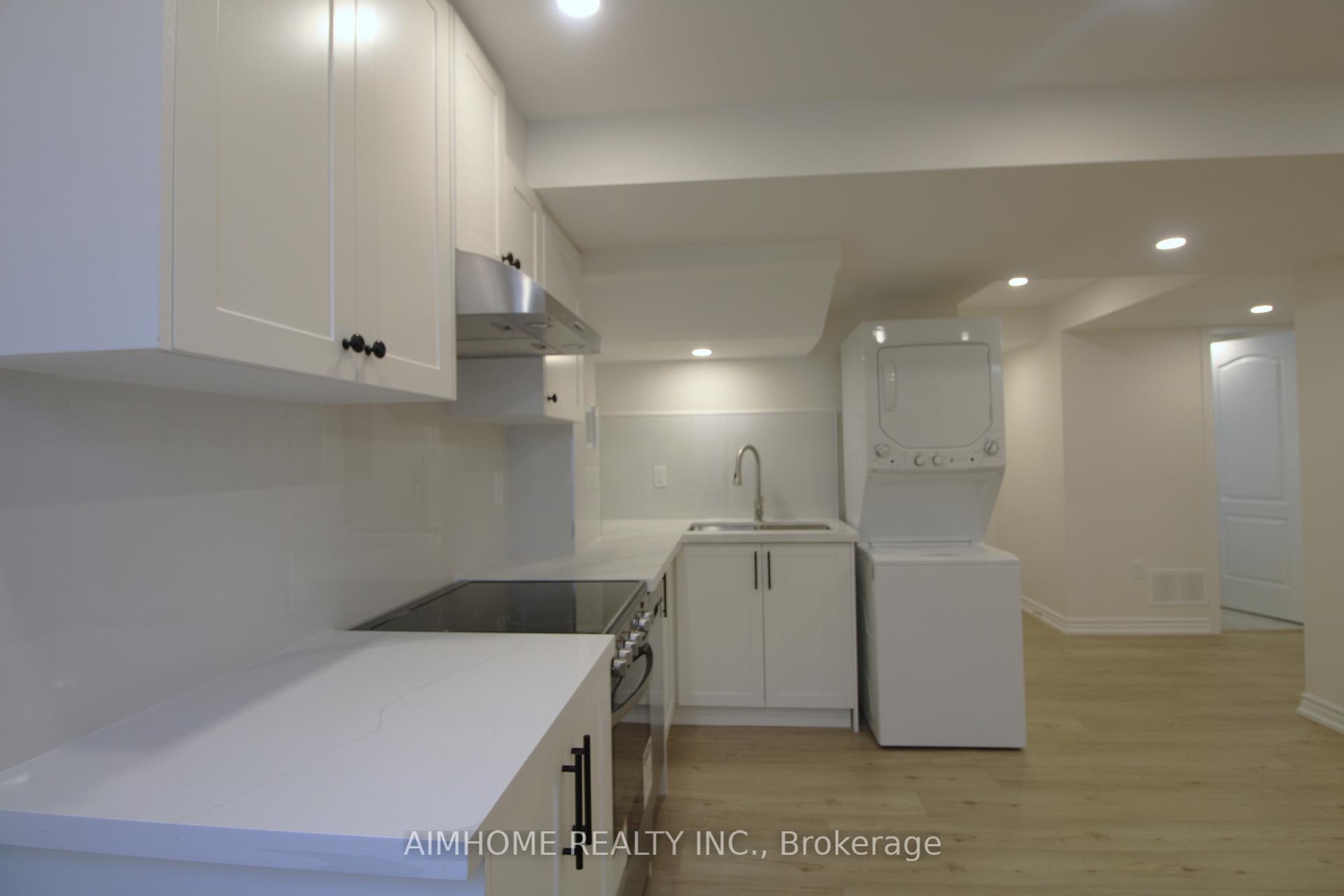 Photo 4 of Unit BSMT, 41 Hamster Crescent, Aurora, Bayview Northeast — HOMEH