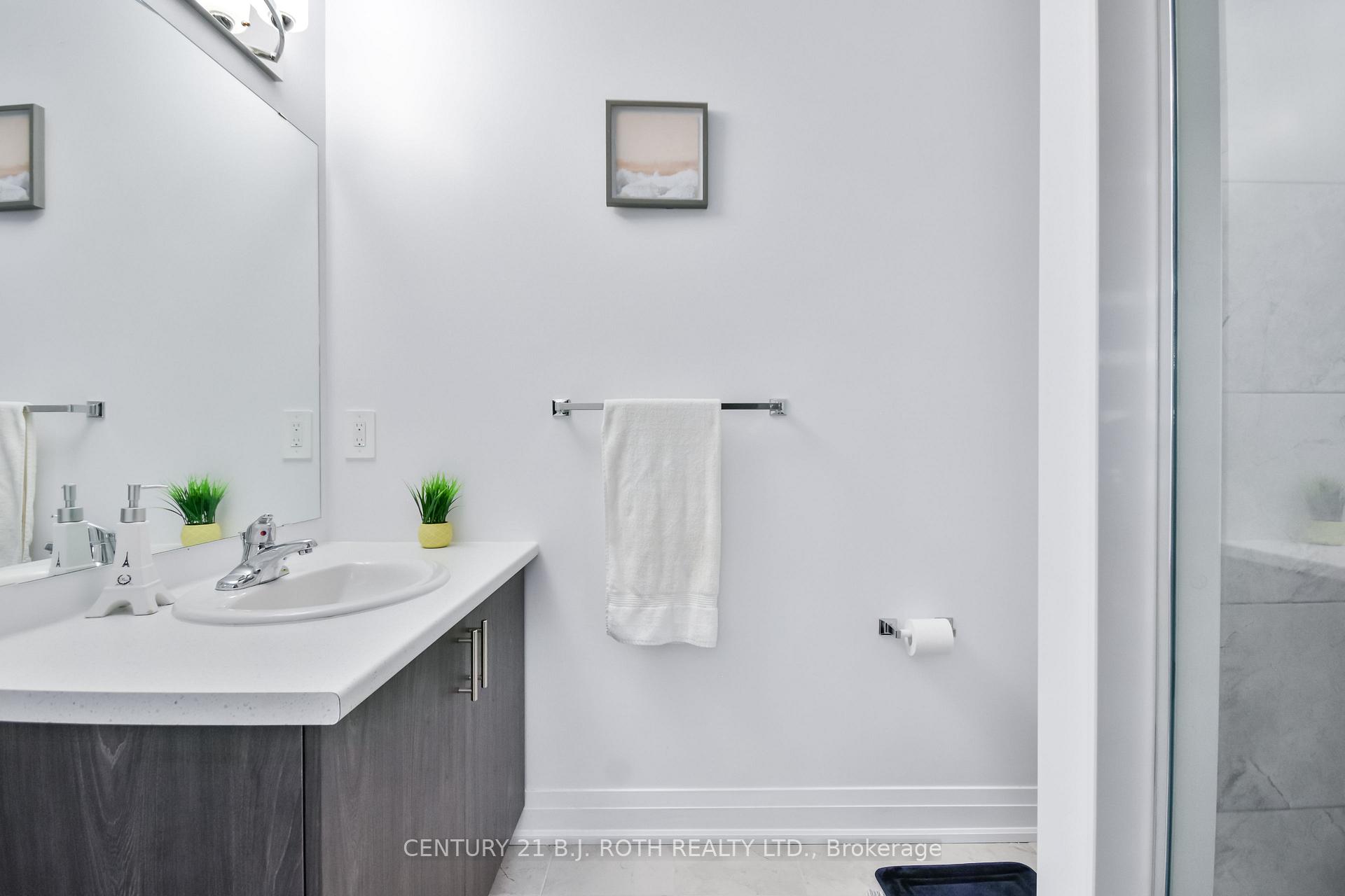 Photo 21 of 130 Franklin Trail, Barrie, Holly — HOMEH