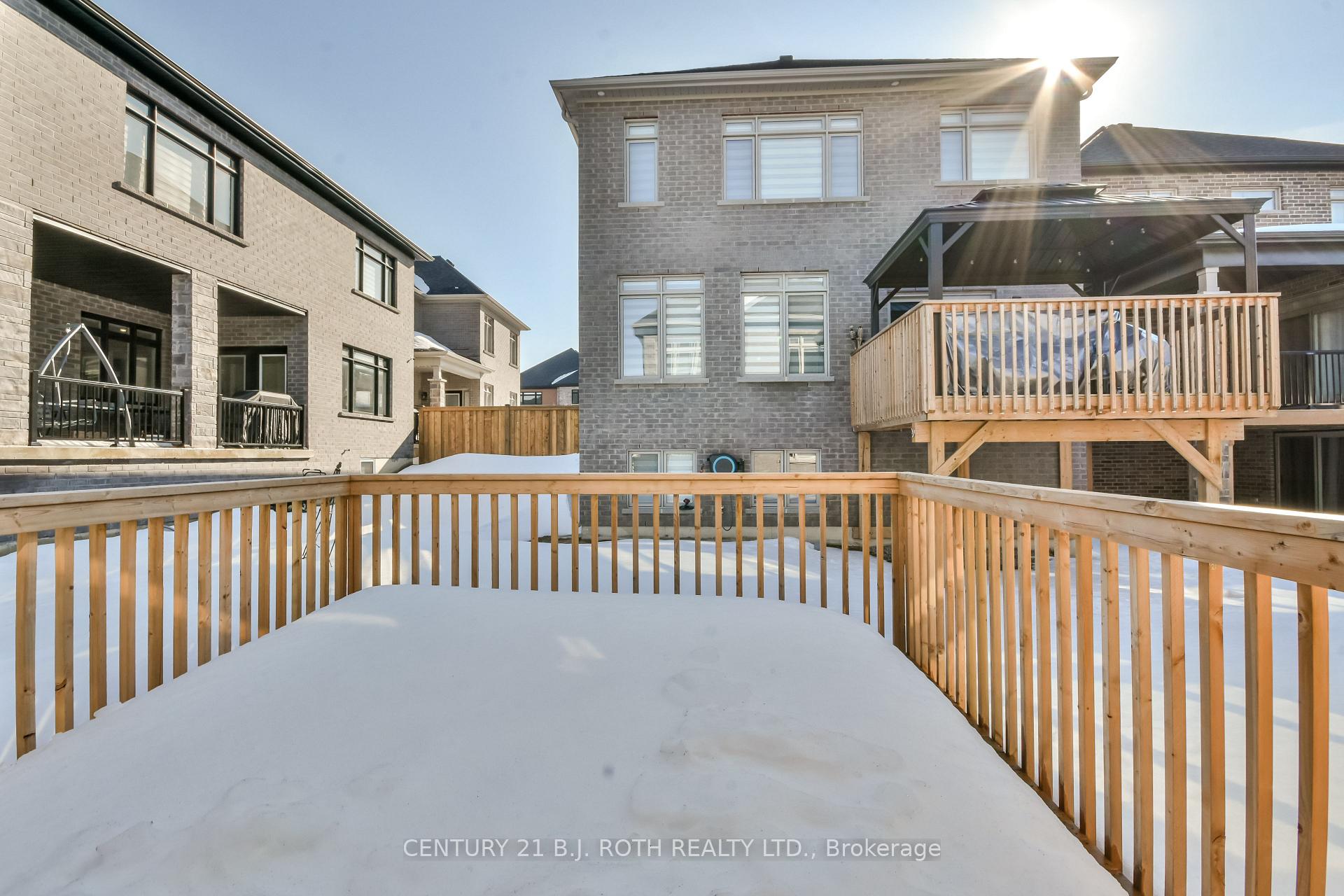 Photo 29 of 130 Franklin Trail, Barrie, Holly — HOMEH