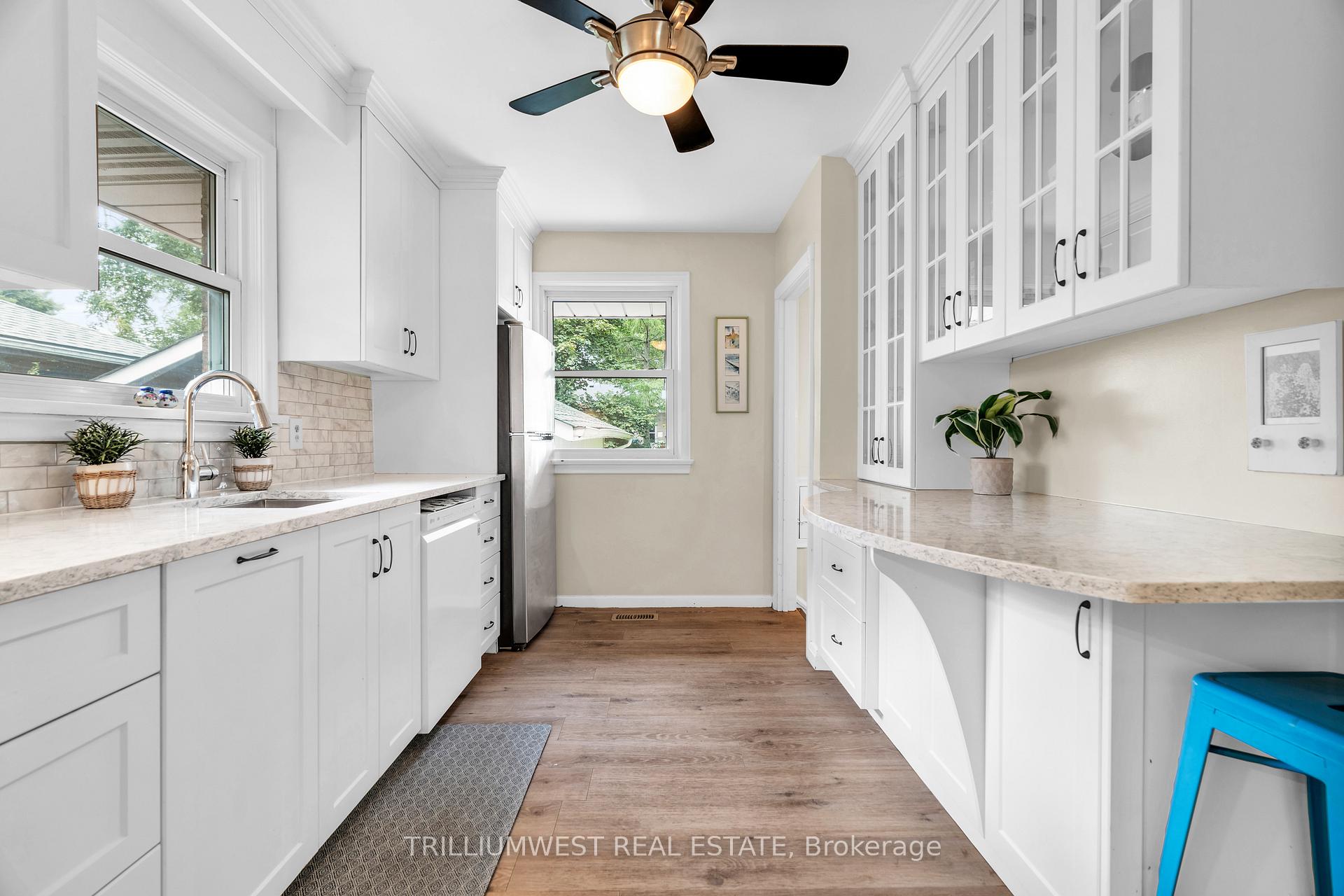 Photo 14 of 11 Cadillac Drive, Guelph, St. George's — HOMEH
