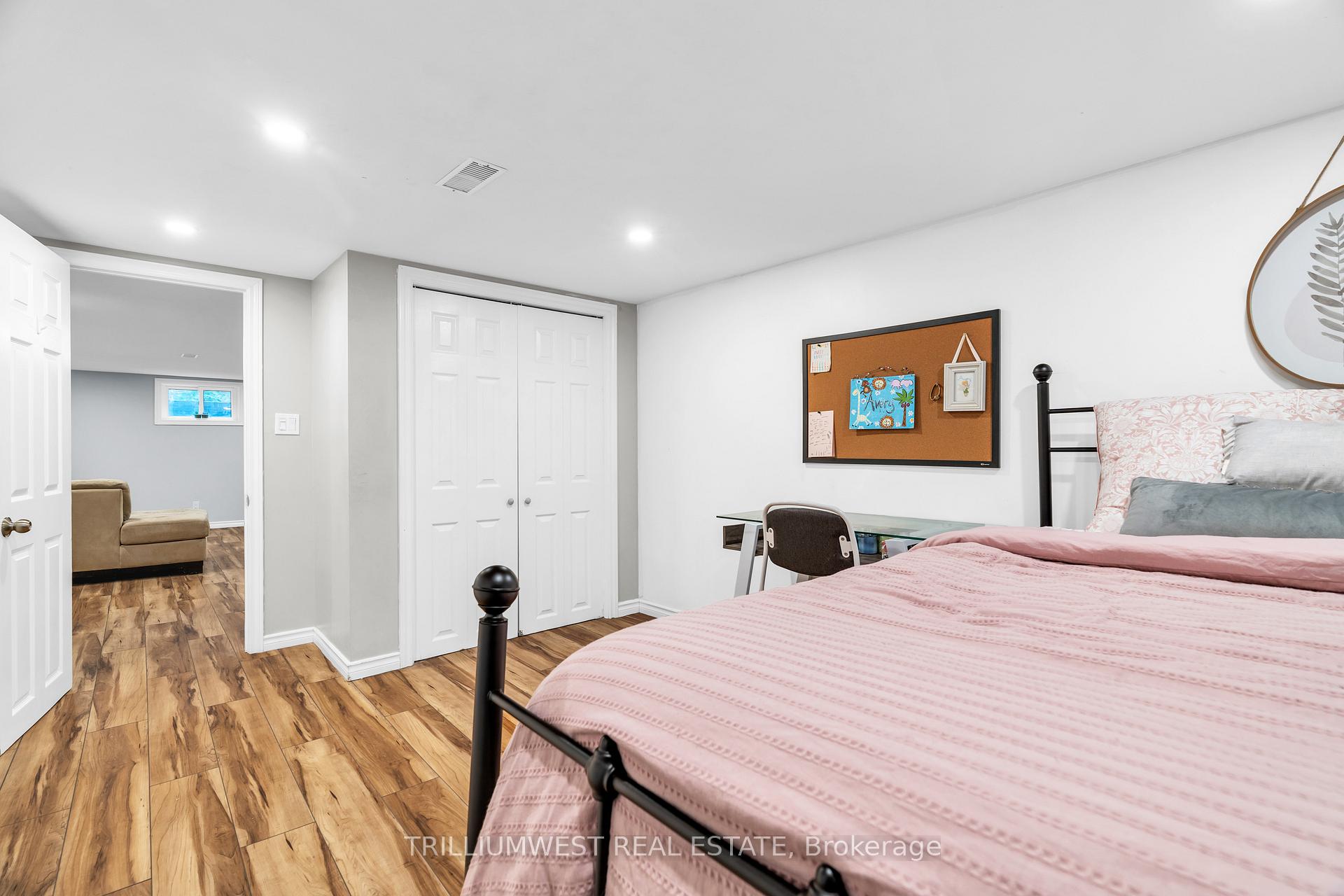 Photo 29 of 11 Cadillac Drive, Guelph, St. George's — HOMEH
