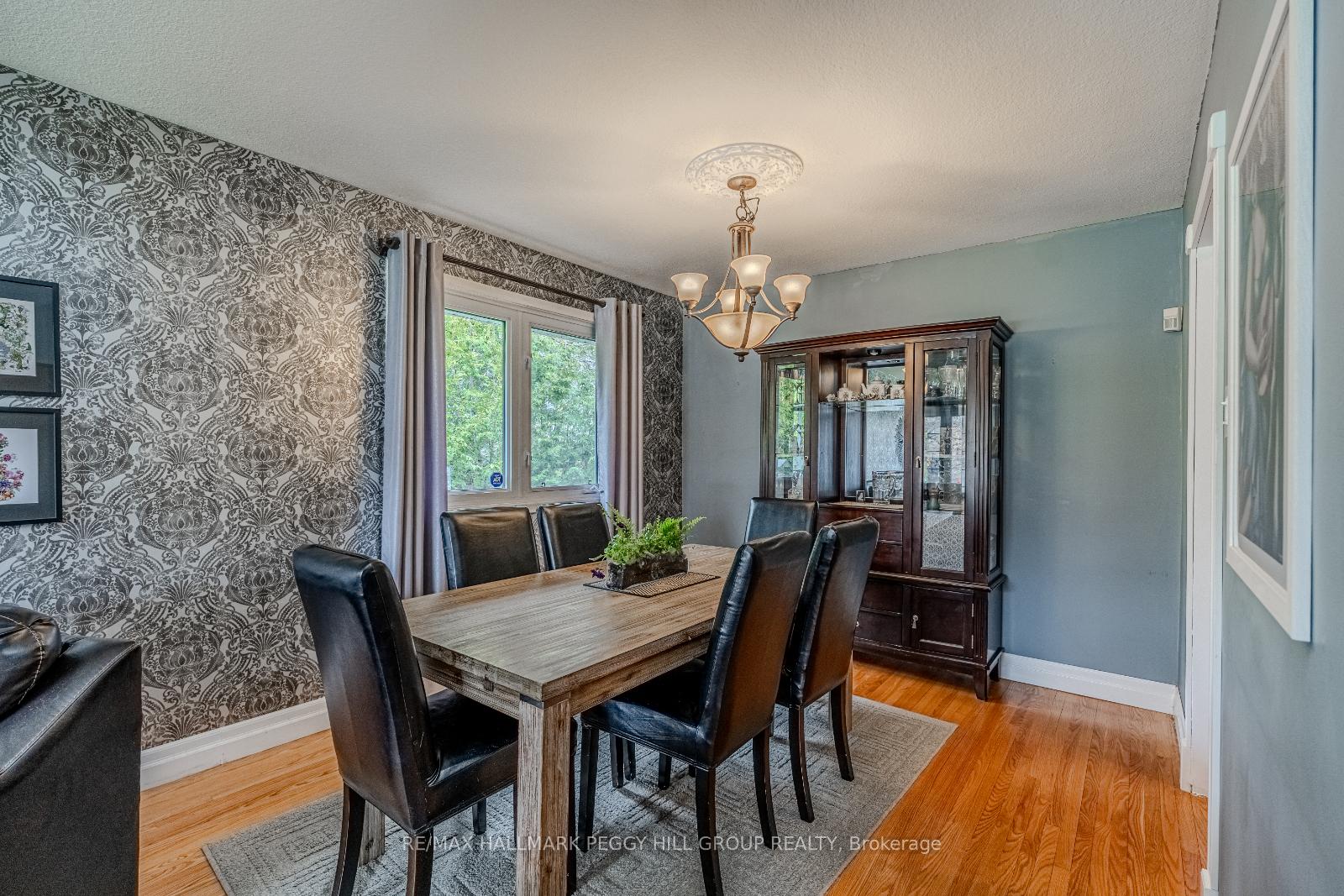 Photo 7 of 47 Marshall Street, Barrie, Allandale Heights — HOMEH