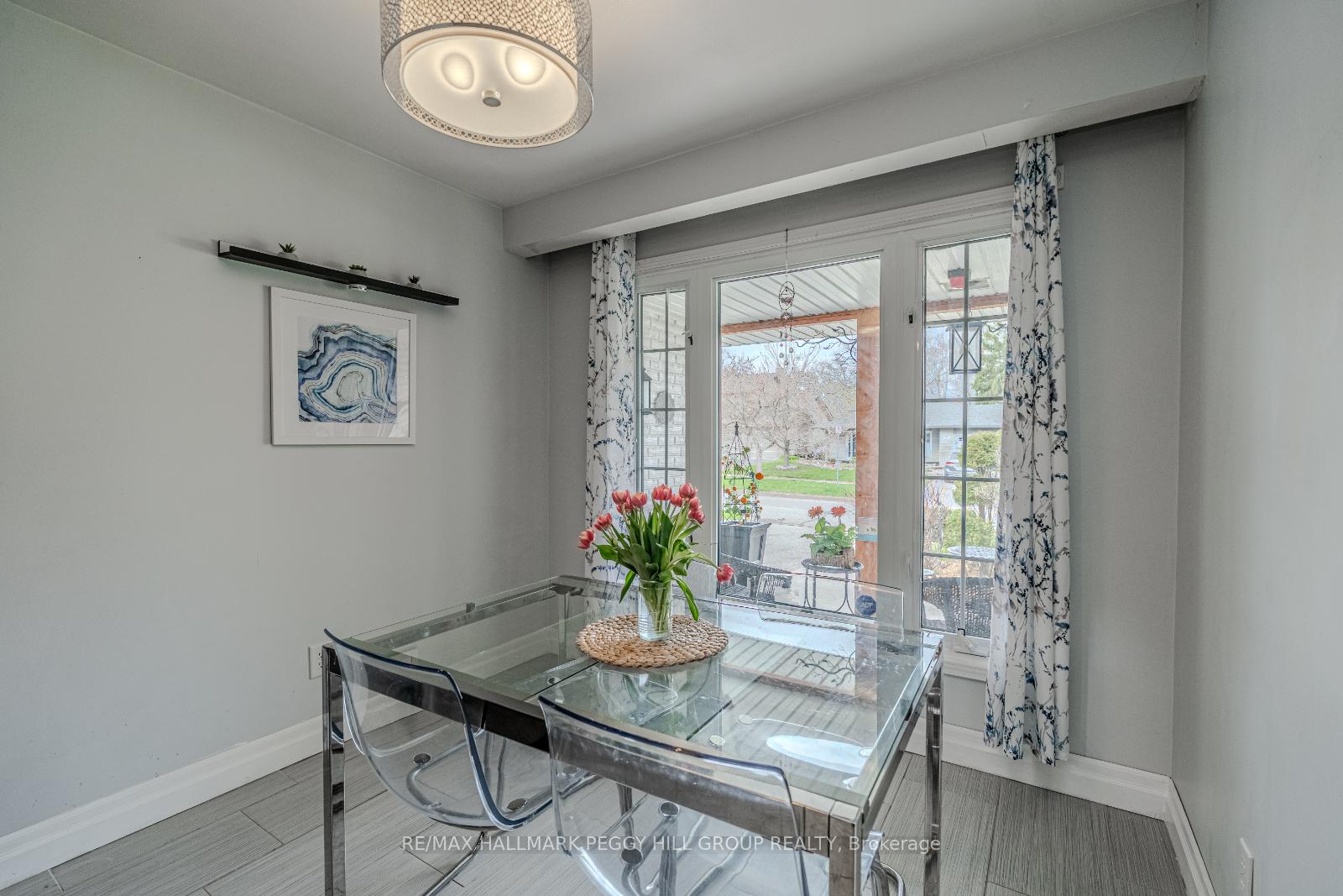 Photo 9 of 47 Marshall Street, Barrie, Allandale Heights — HOMEH