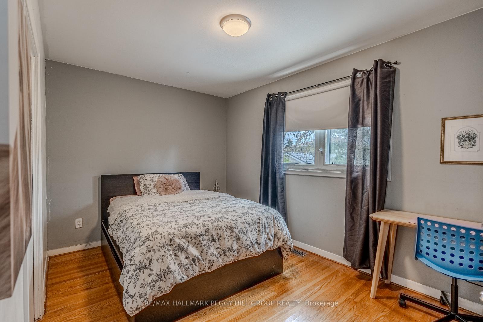 Photo 15 of 47 Marshall Street, Barrie, Allandale Heights — HOMEH