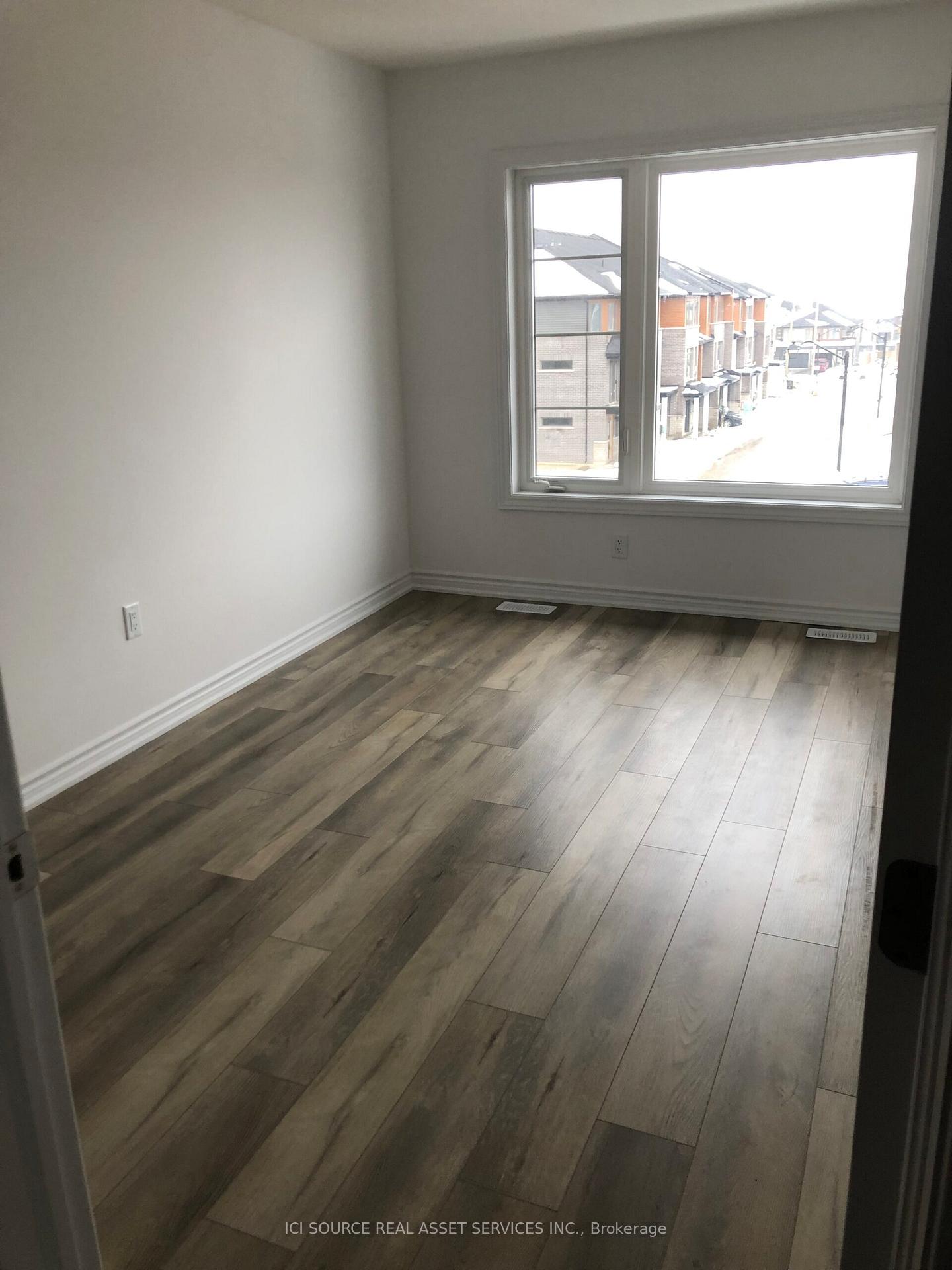 Photo 11 of Unit 46, 61 Soho Street, Hamilton, Stoney Creek Mountain — HOMEH